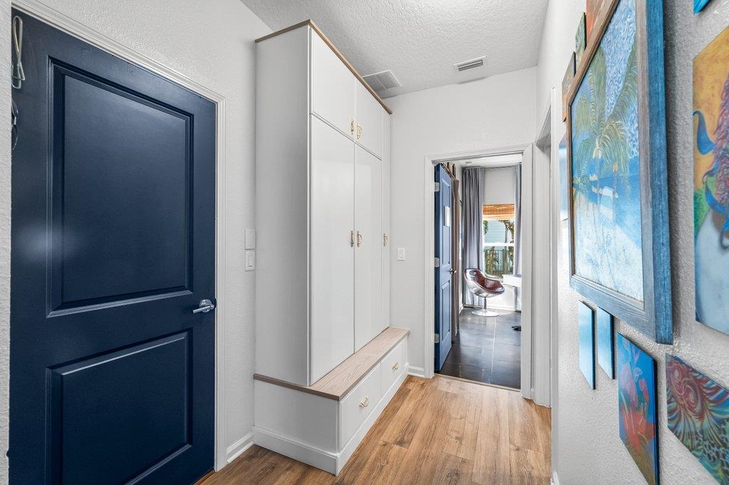 Image 8 of 100 For 63 Guanahani Trl