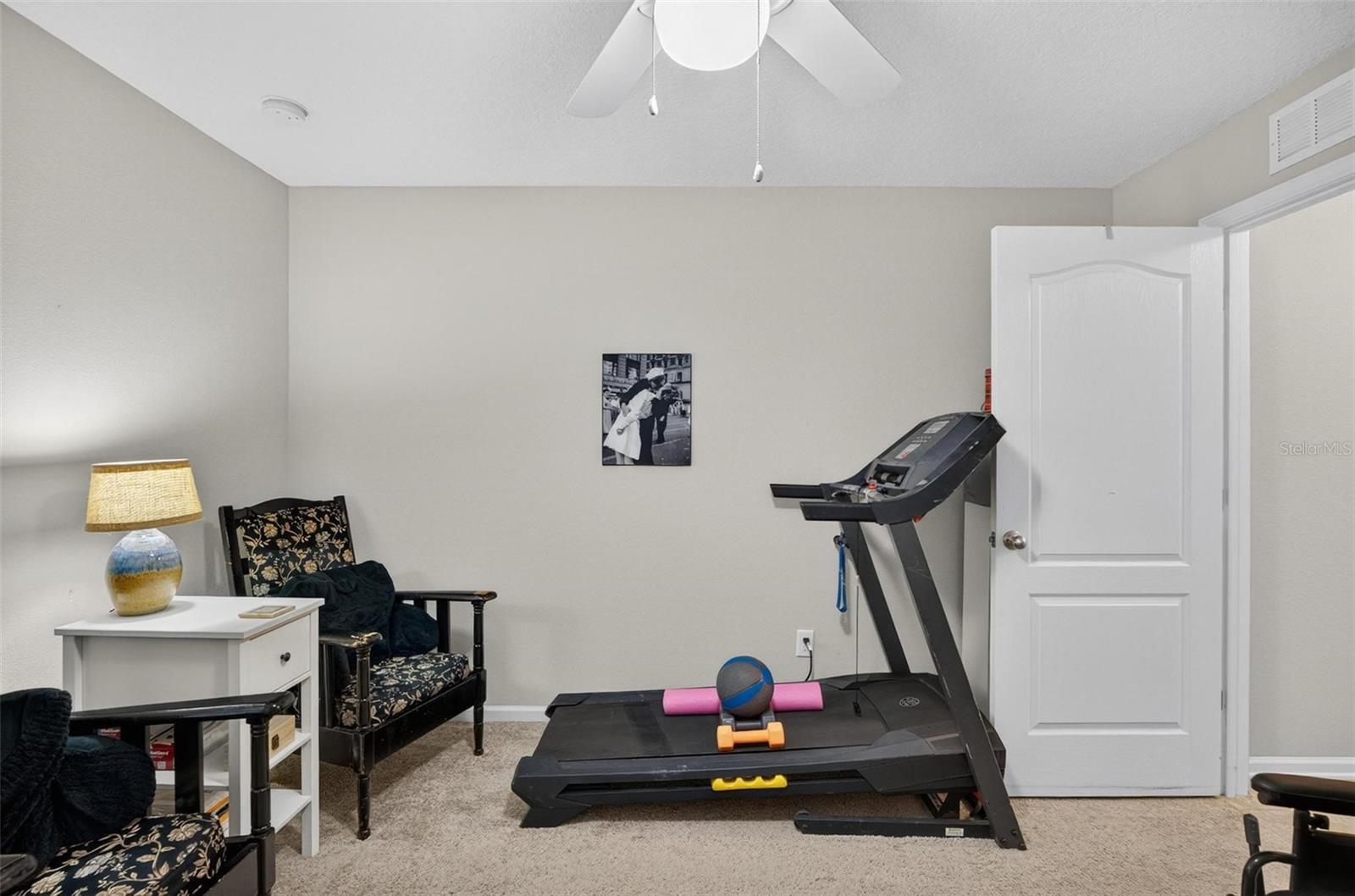 Image 22 of 57 For 20 Arrowhead