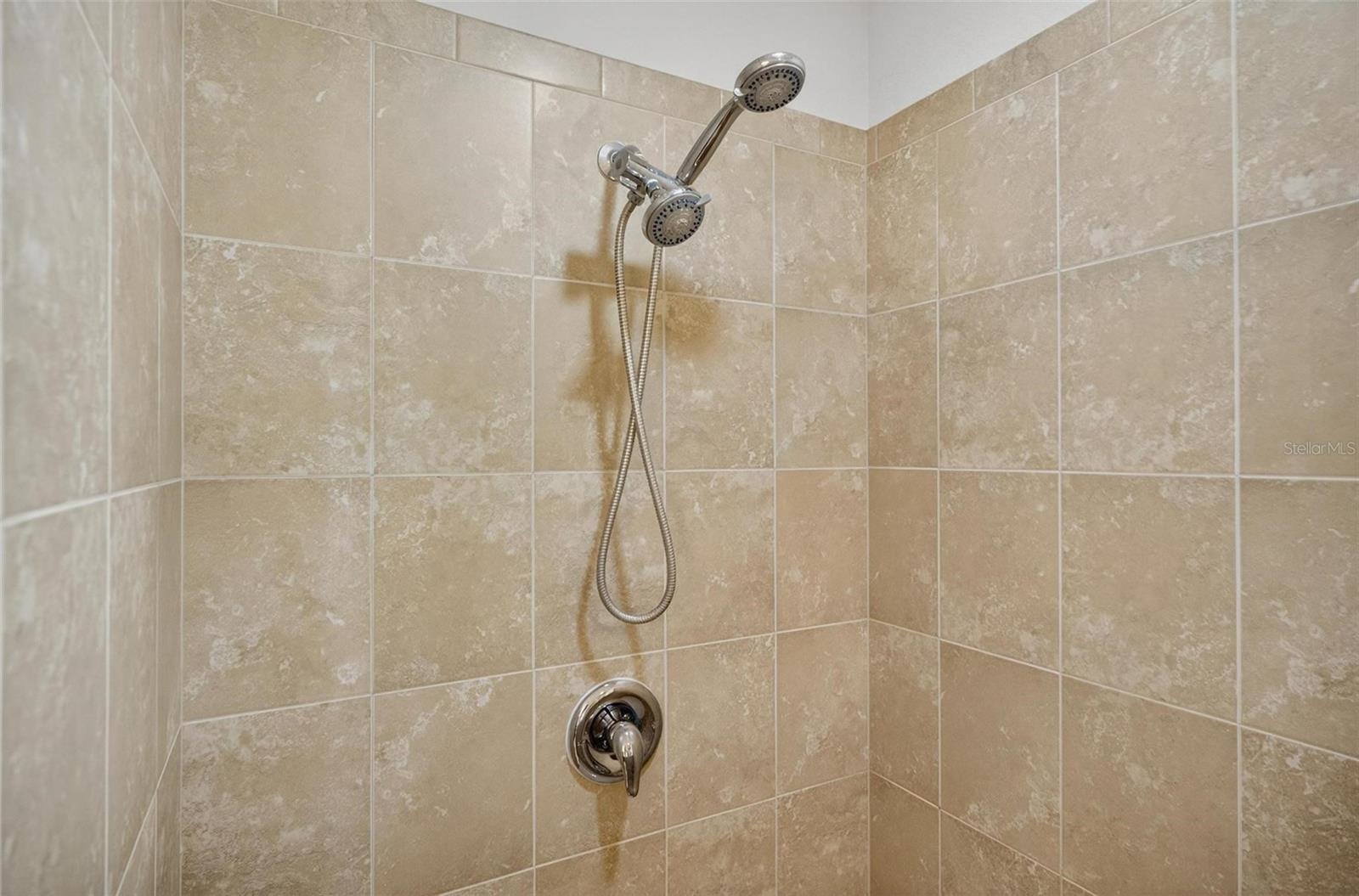 Image 39 of 57 For 20 Arrowhead