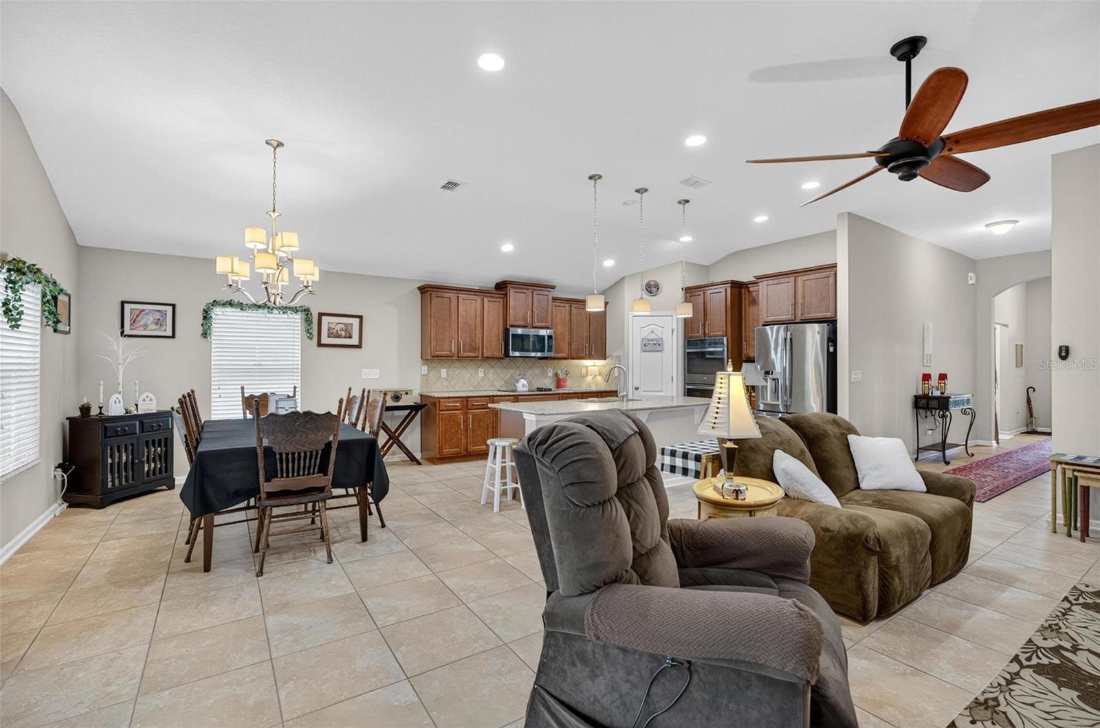 Image 8 of 57 For 20 Arrowhead