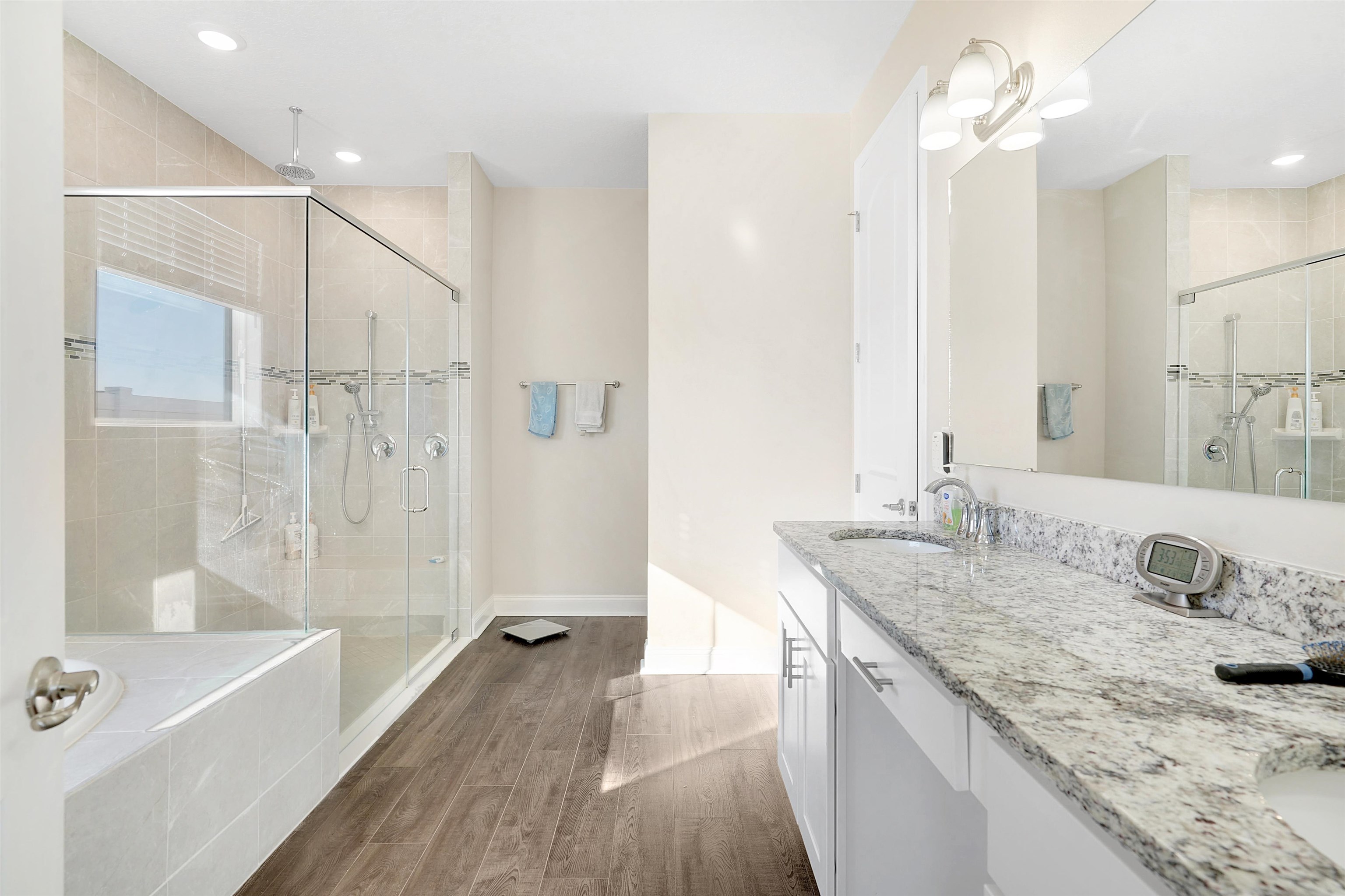 Image 17 of 48 For 305 Ocean Jasper Dr