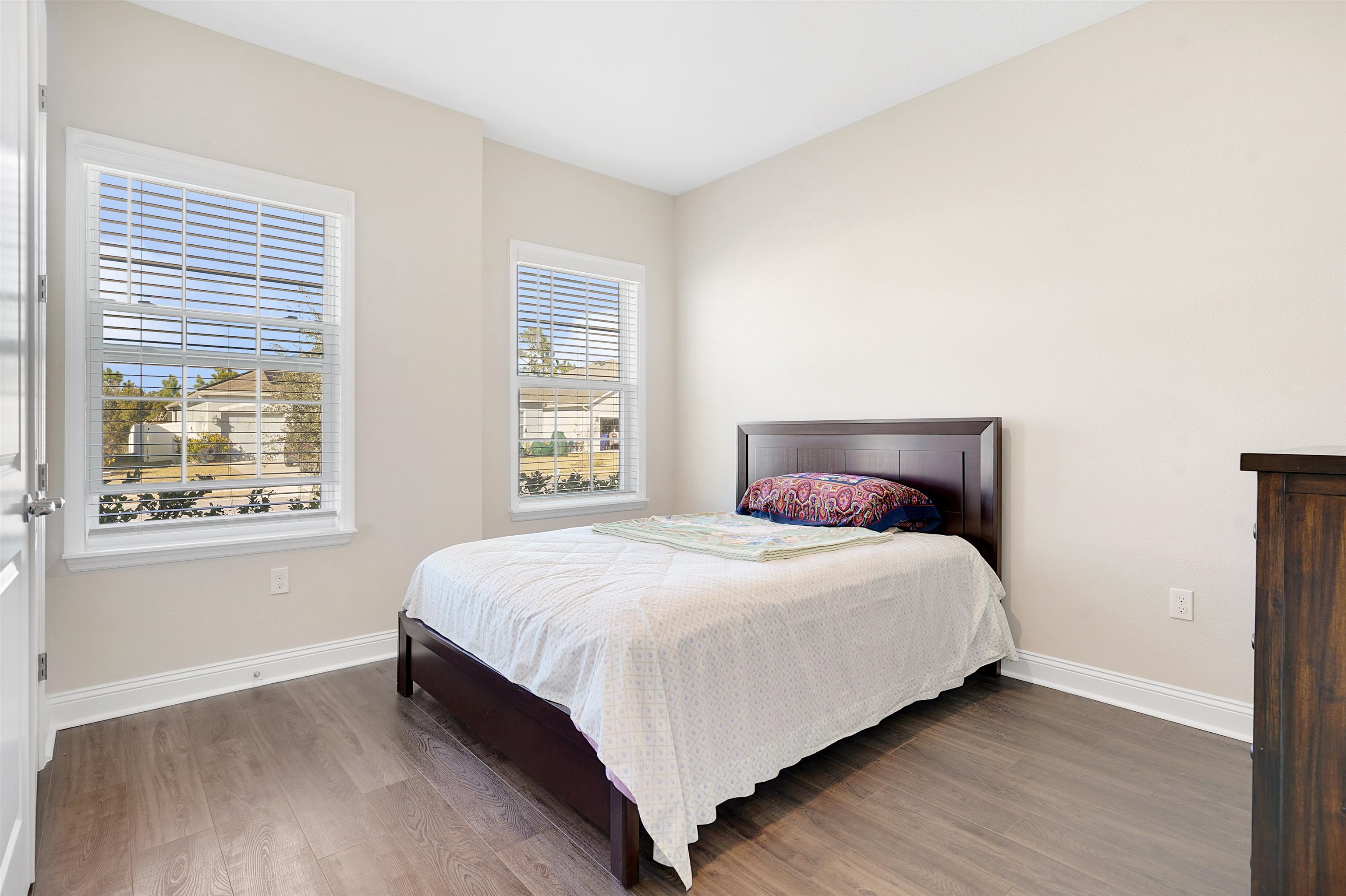 Image 24 of 48 For 305 Ocean Jasper Dr