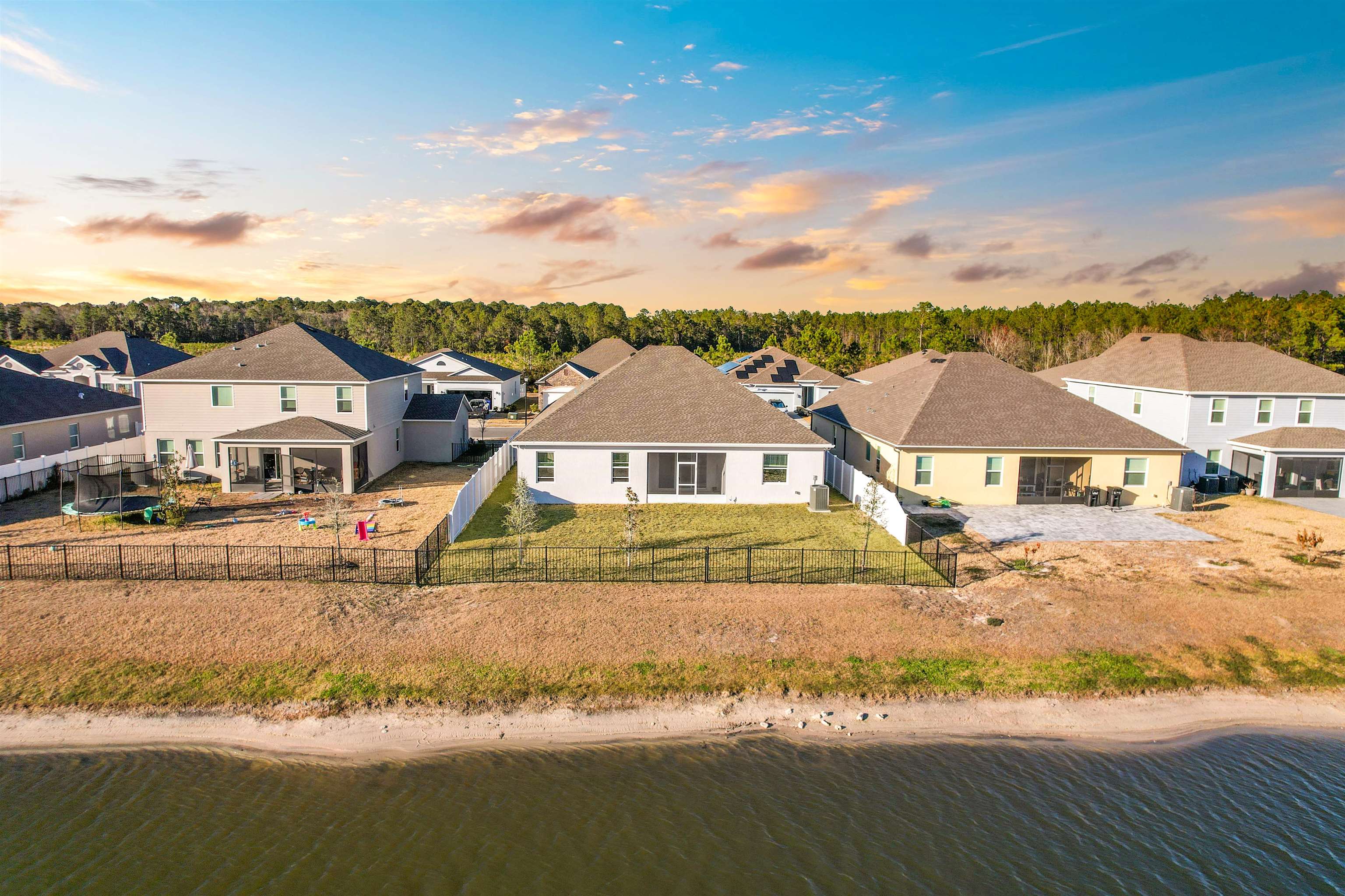 Image 36 of 48 For 305 Ocean Jasper Dr