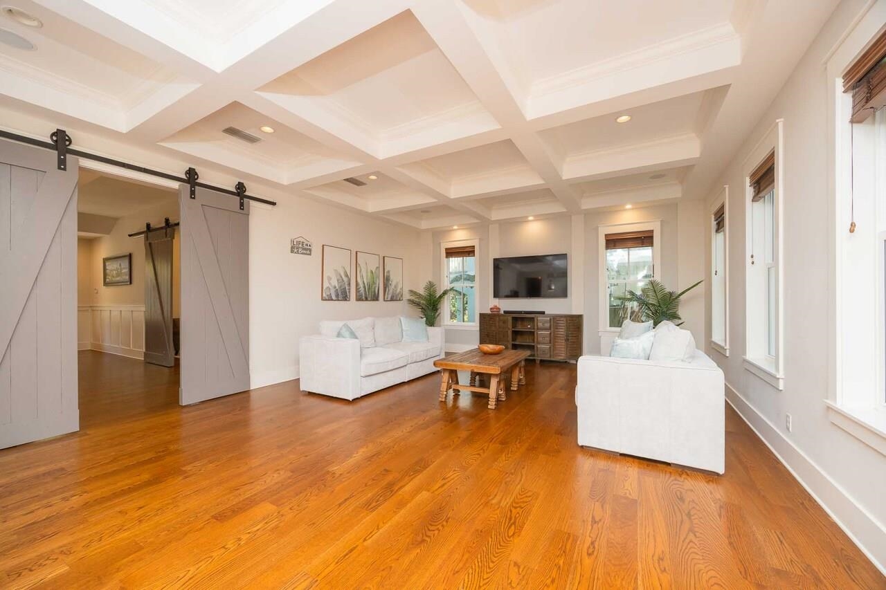 Image 19 of 96 For 304 Ocean Forest Dr