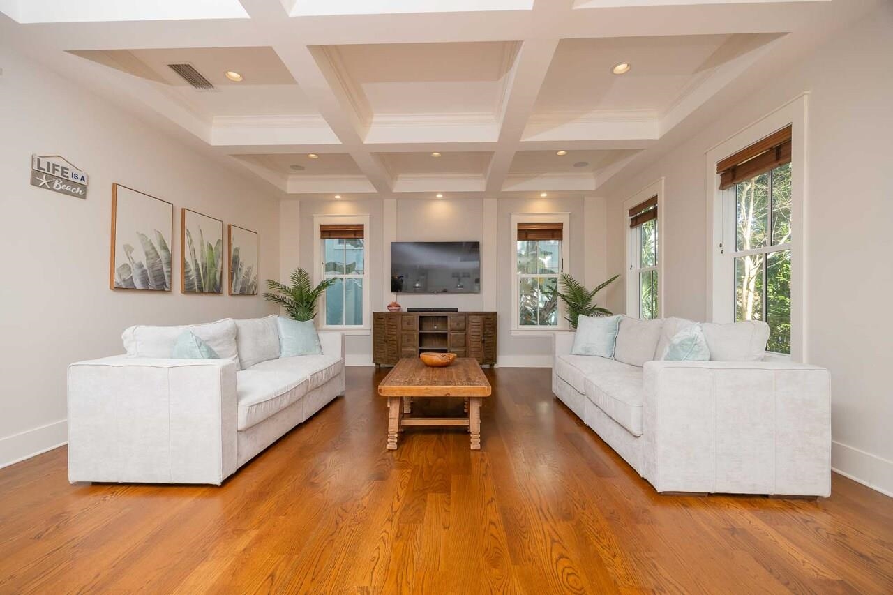 Image 20 of 96 For 304 Ocean Forest Dr