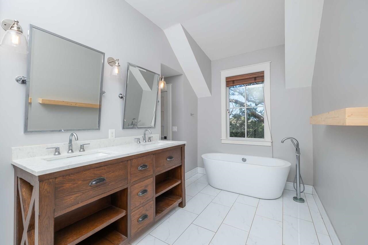 Image 42 of 96 For 304 Ocean Forest Dr