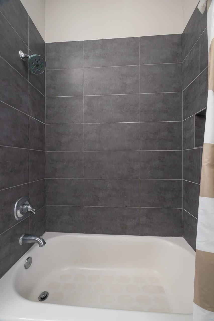 Image 54 of 96 For 304 Ocean Forest Dr