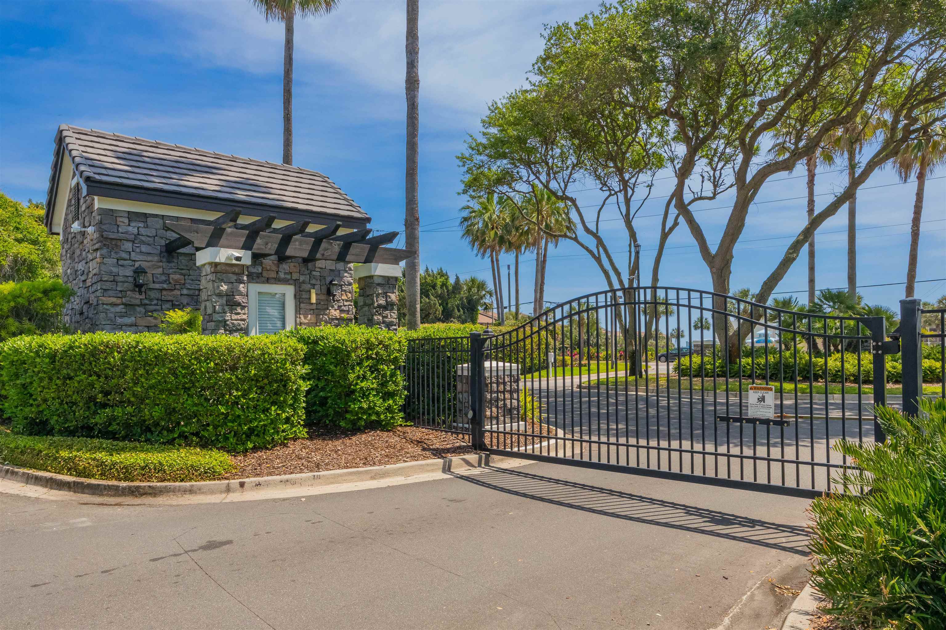 Image 90 of 96 For 304 Ocean Forest Dr