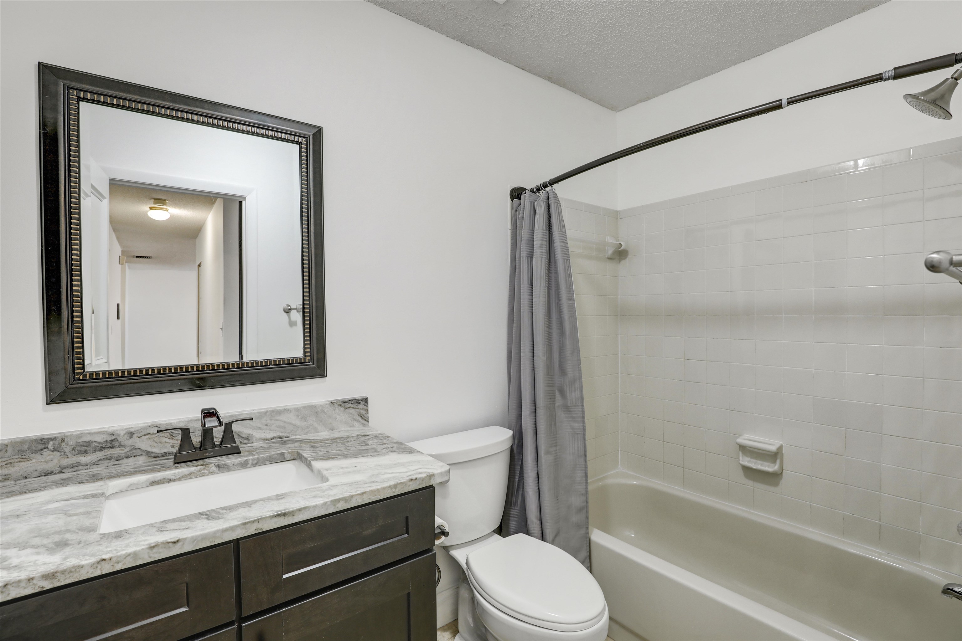 Image 28 of 45 For 111 Lobelia Rd