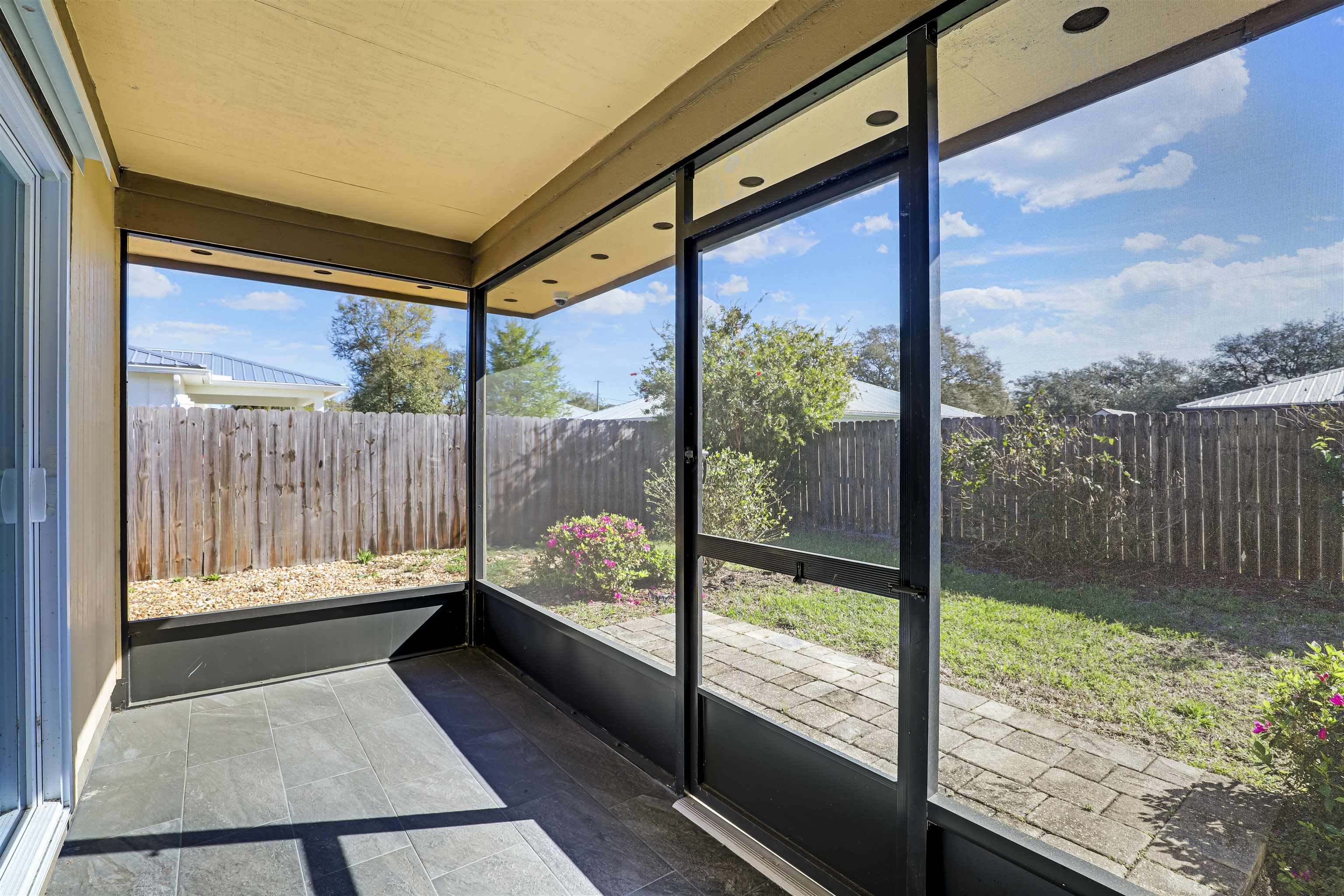 Image 37 of 45 For 111 Lobelia Rd