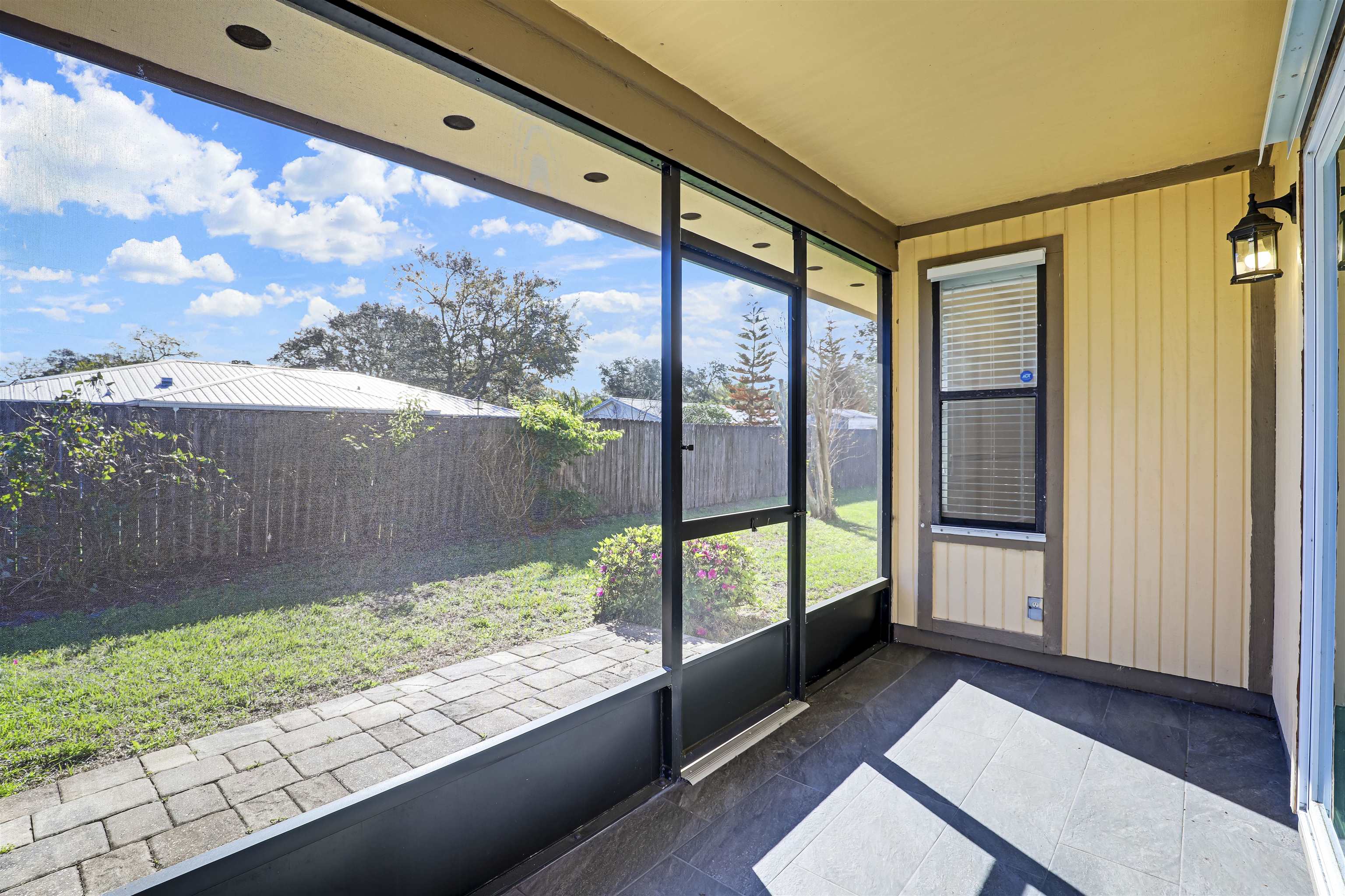 Image 38 of 45 For 111 Lobelia Rd