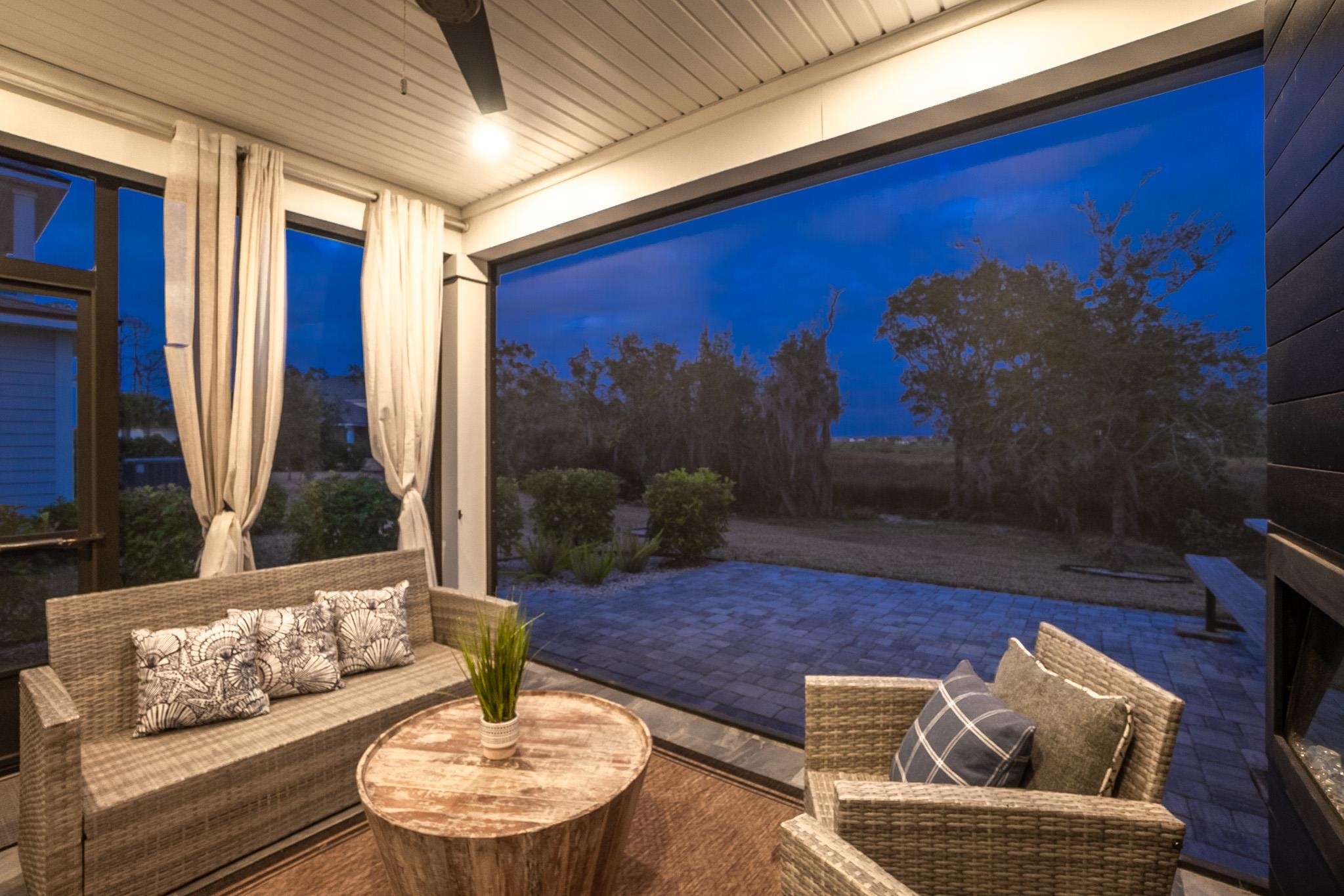 Image 14 of 63 For 45 Saint Barts Ave