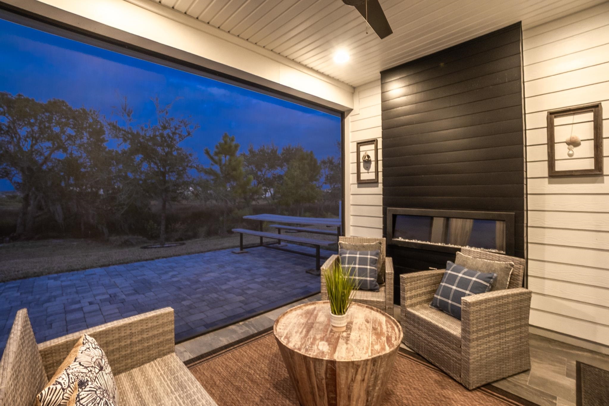 Image 16 of 63 For 45 Saint Barts Ave