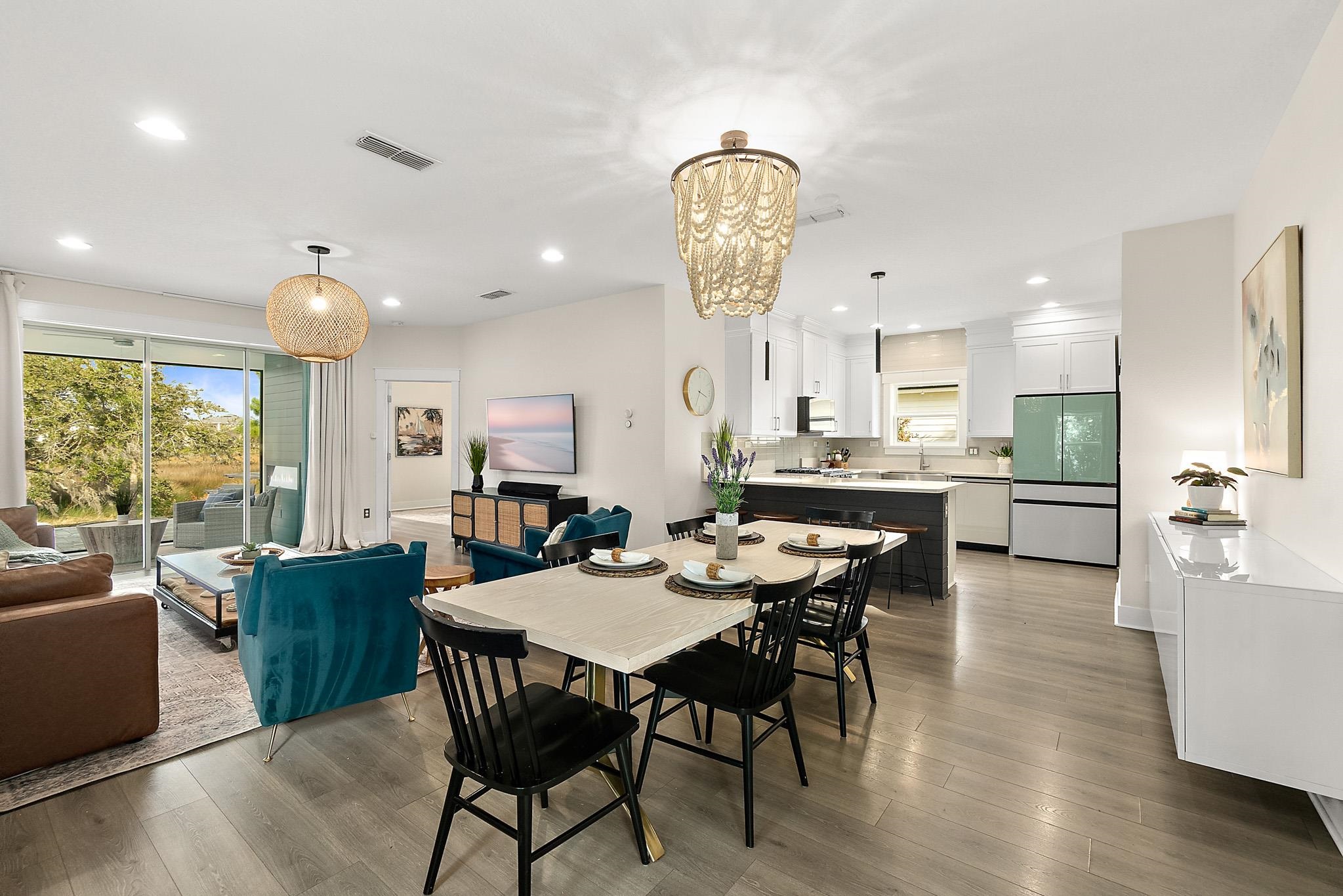 Image 17 of 63 For 45 Saint Barts Ave