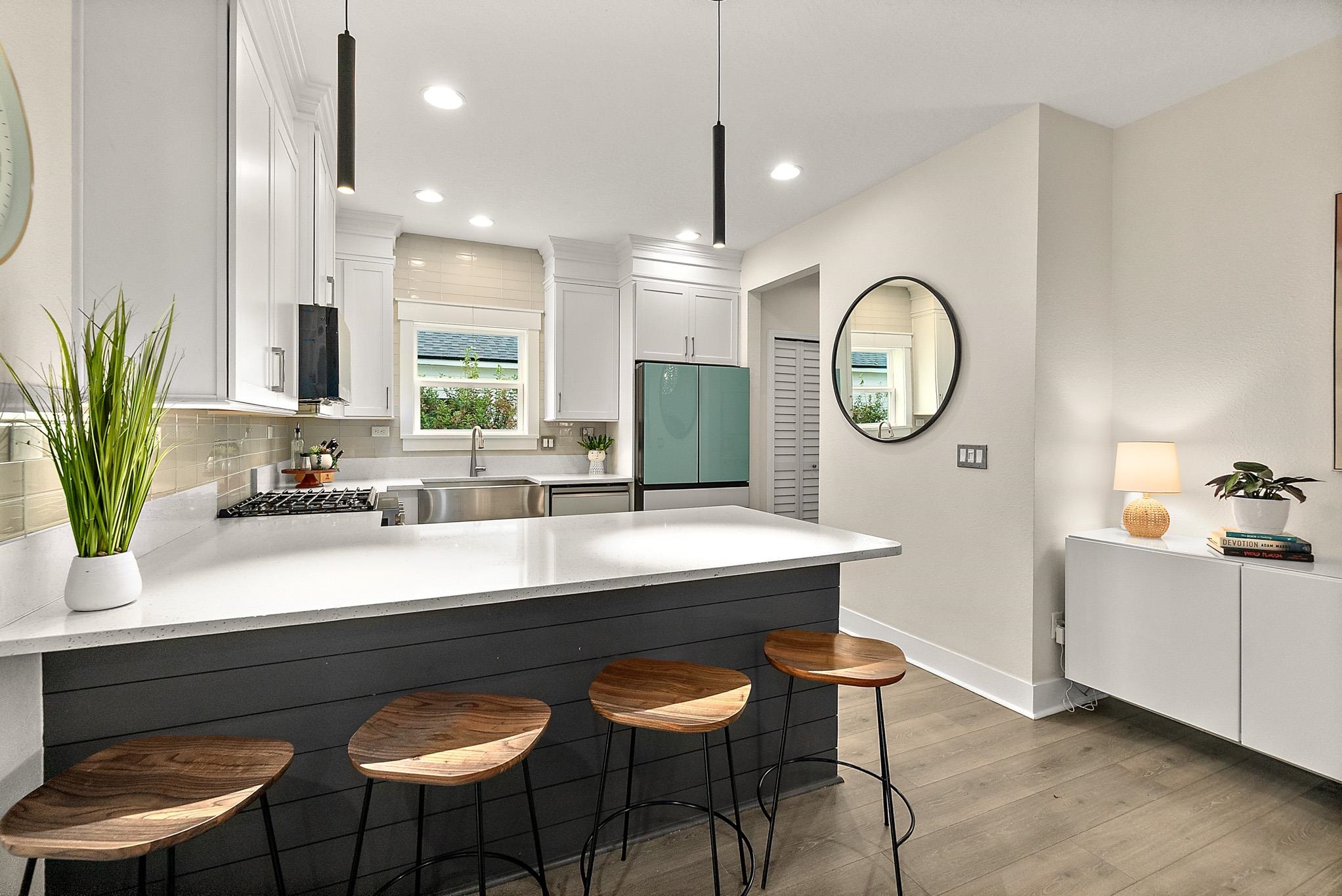 Image 24 of 63 For 45 Saint Barts Ave