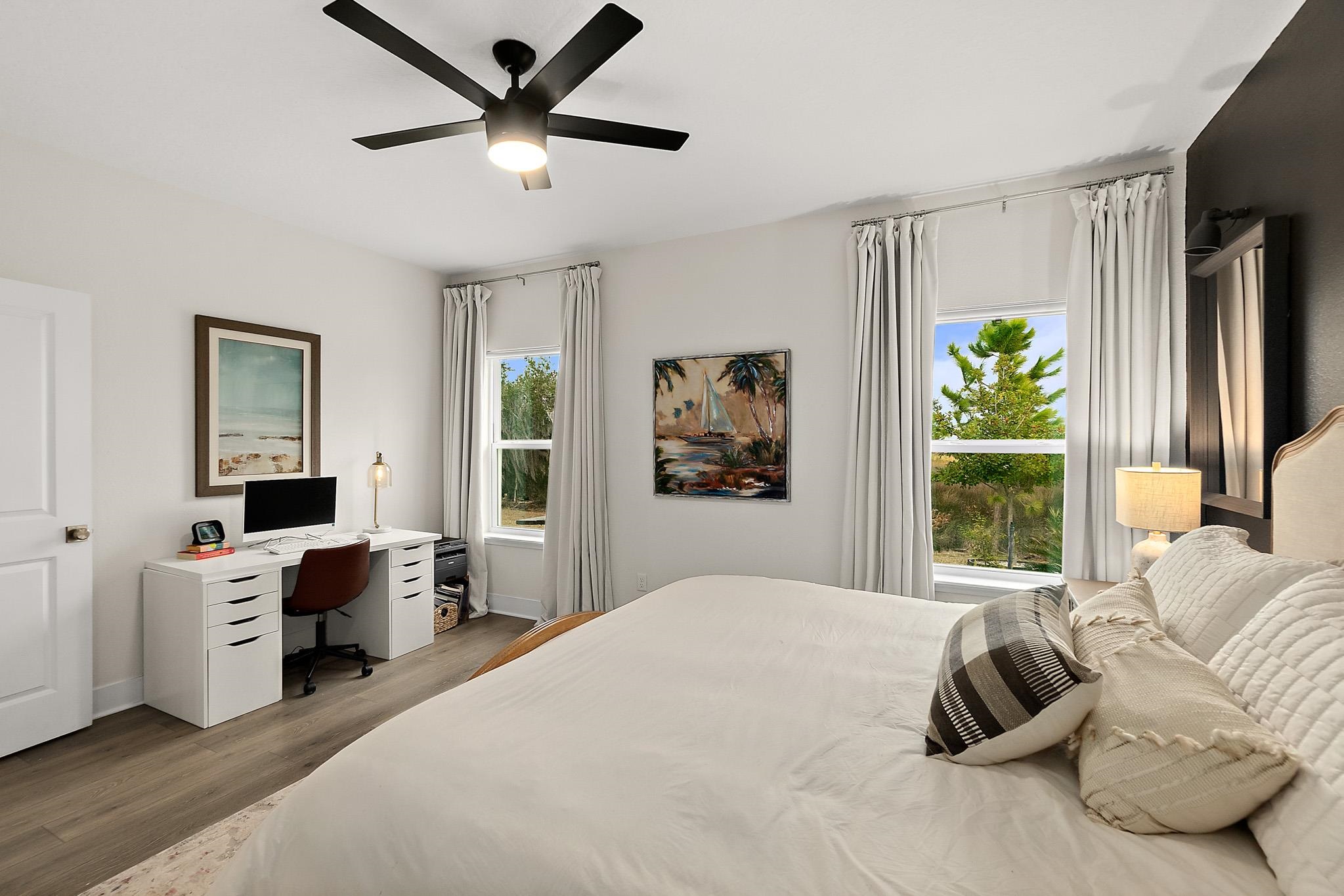 Image 27 of 63 For 45 Saint Barts Ave