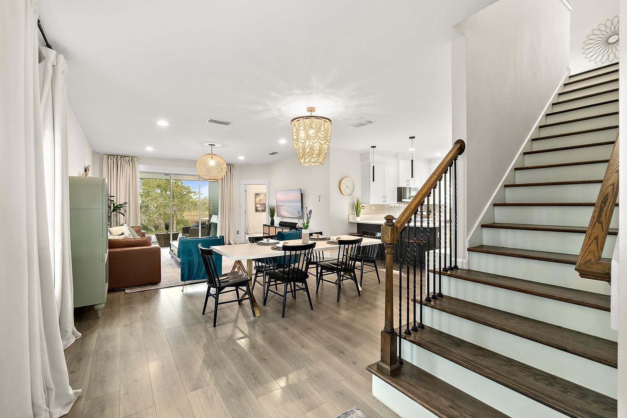 Image 30 of 63 For 45 Saint Barts Ave