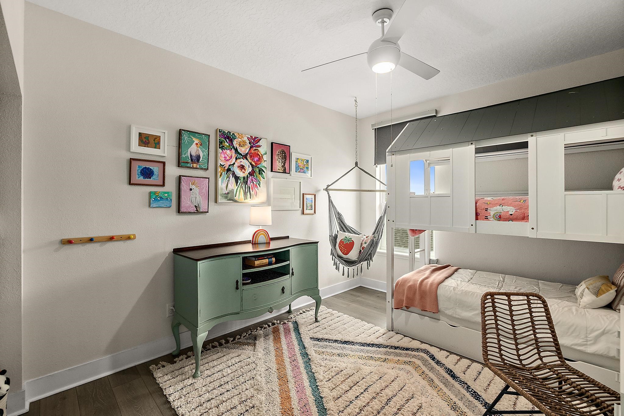 Image 35 of 63 For 45 Saint Barts Ave