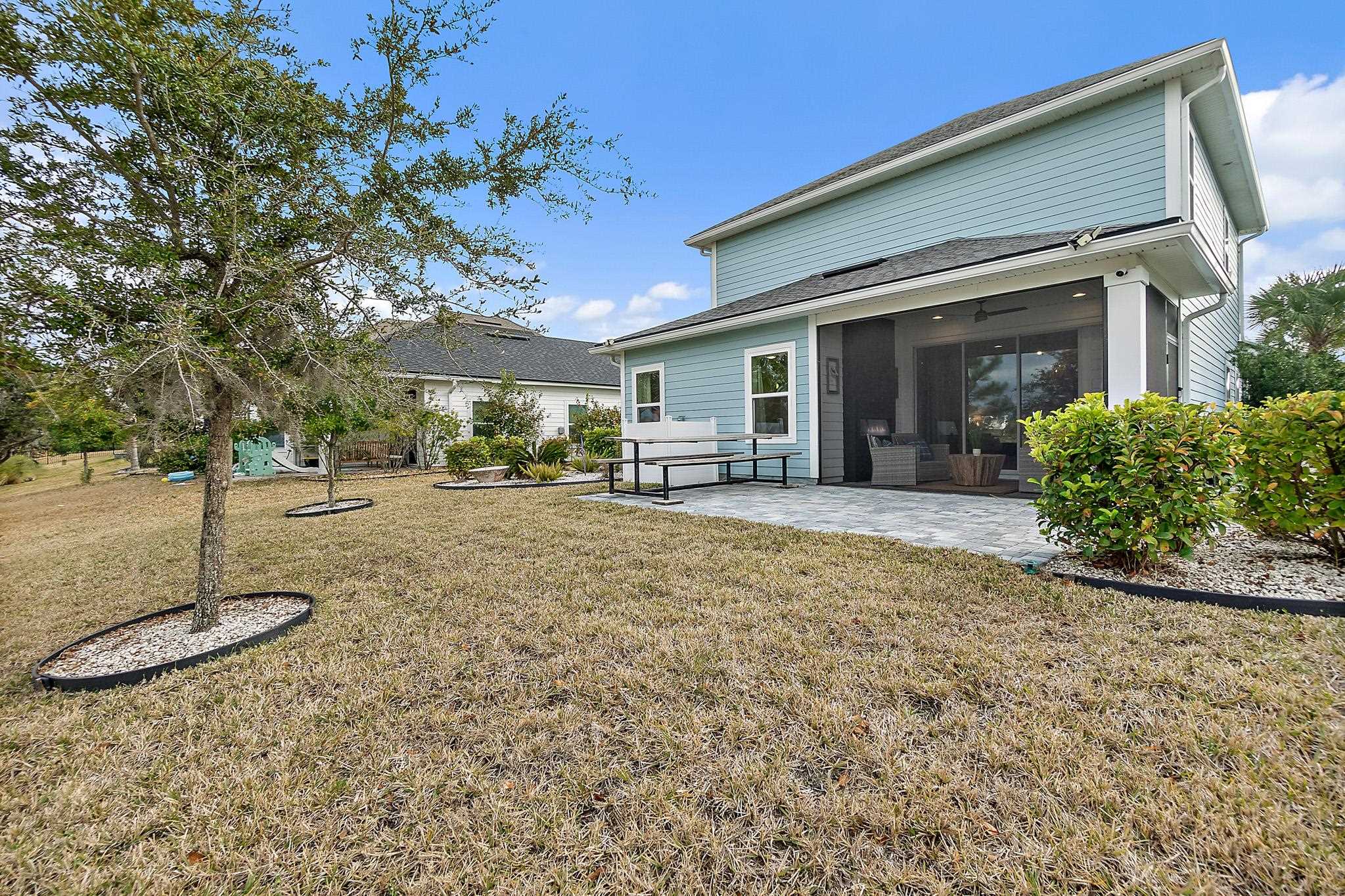 Image 43 of 63 For 45 Saint Barts Ave