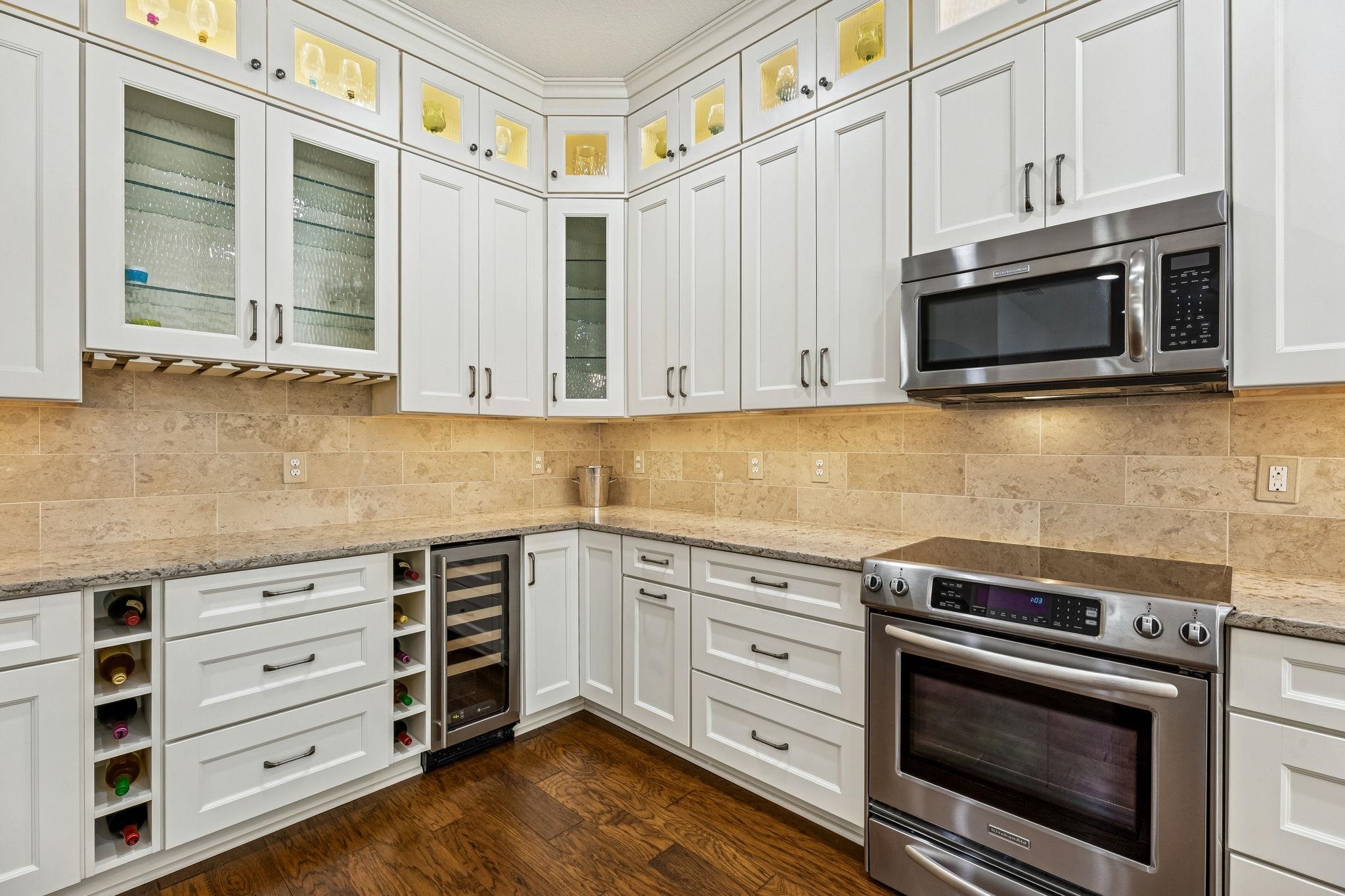 Image 21 of 69 For 909 Sandy Beach Cir