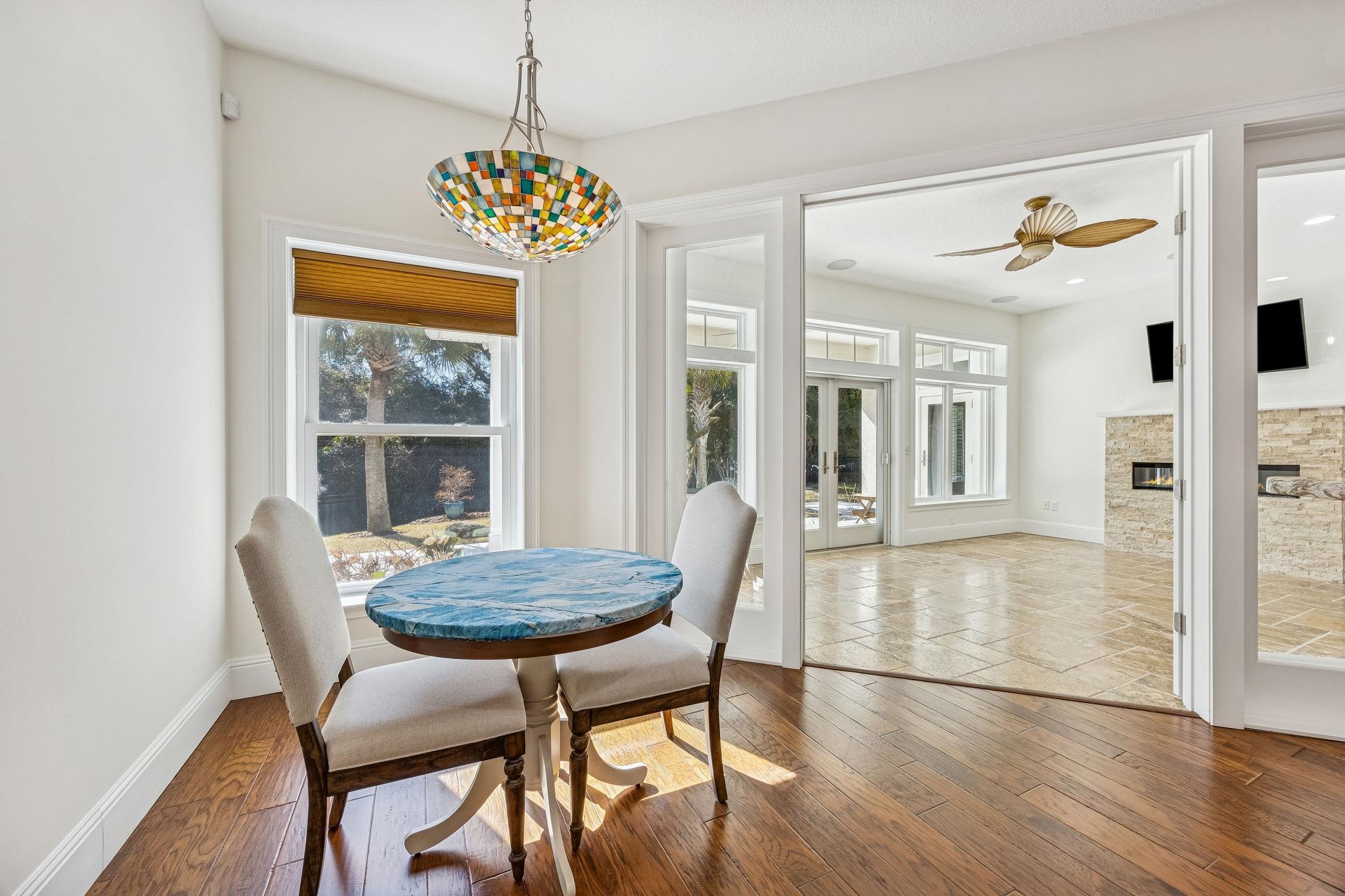 Image 27 of 69 For 909 Sandy Beach Cir