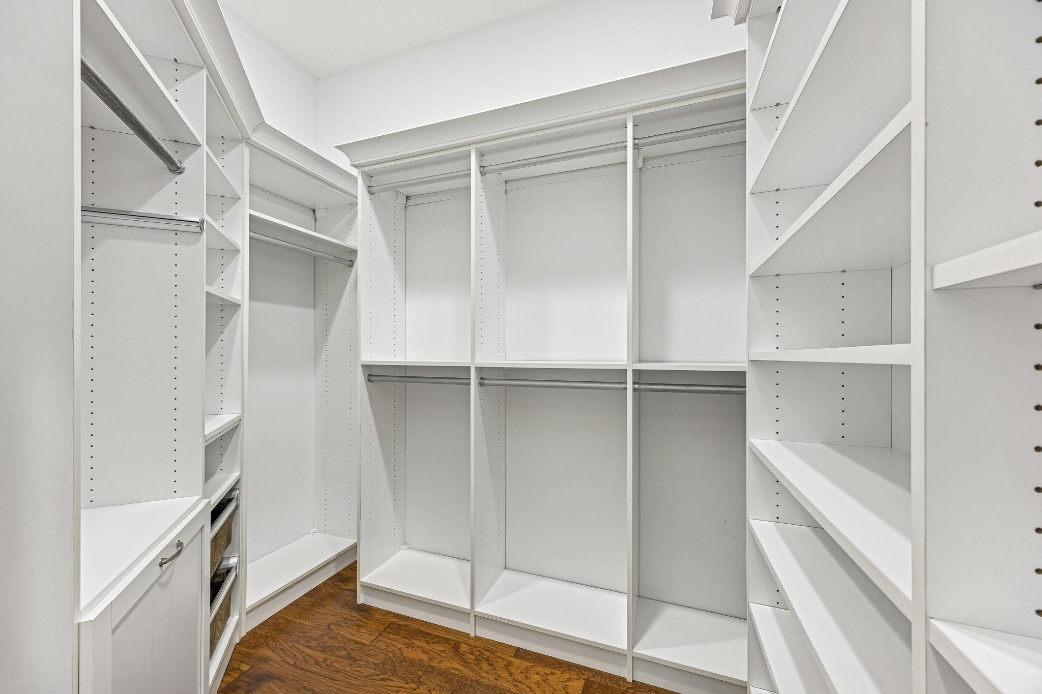 Image 42 of 69 For 909 Sandy Beach Cir