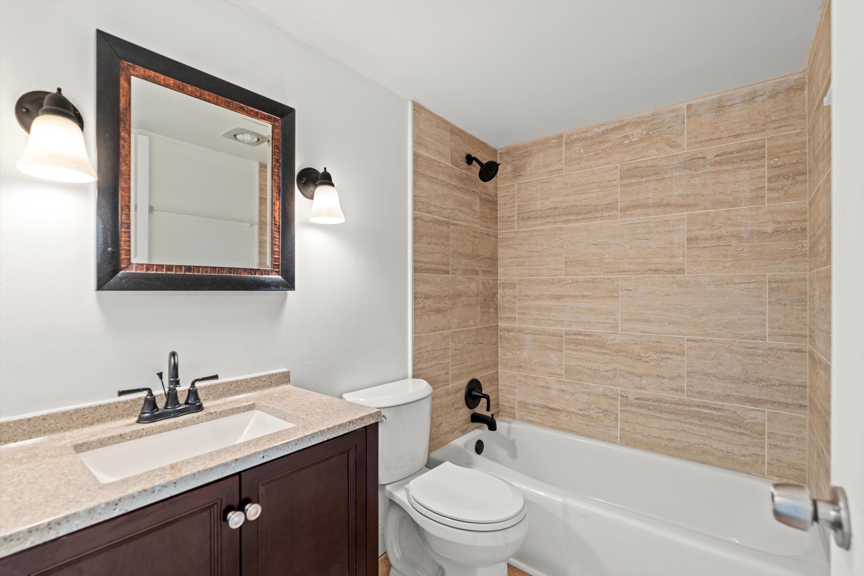 Image 19 of 35 For 600 Domenico Cir  G9