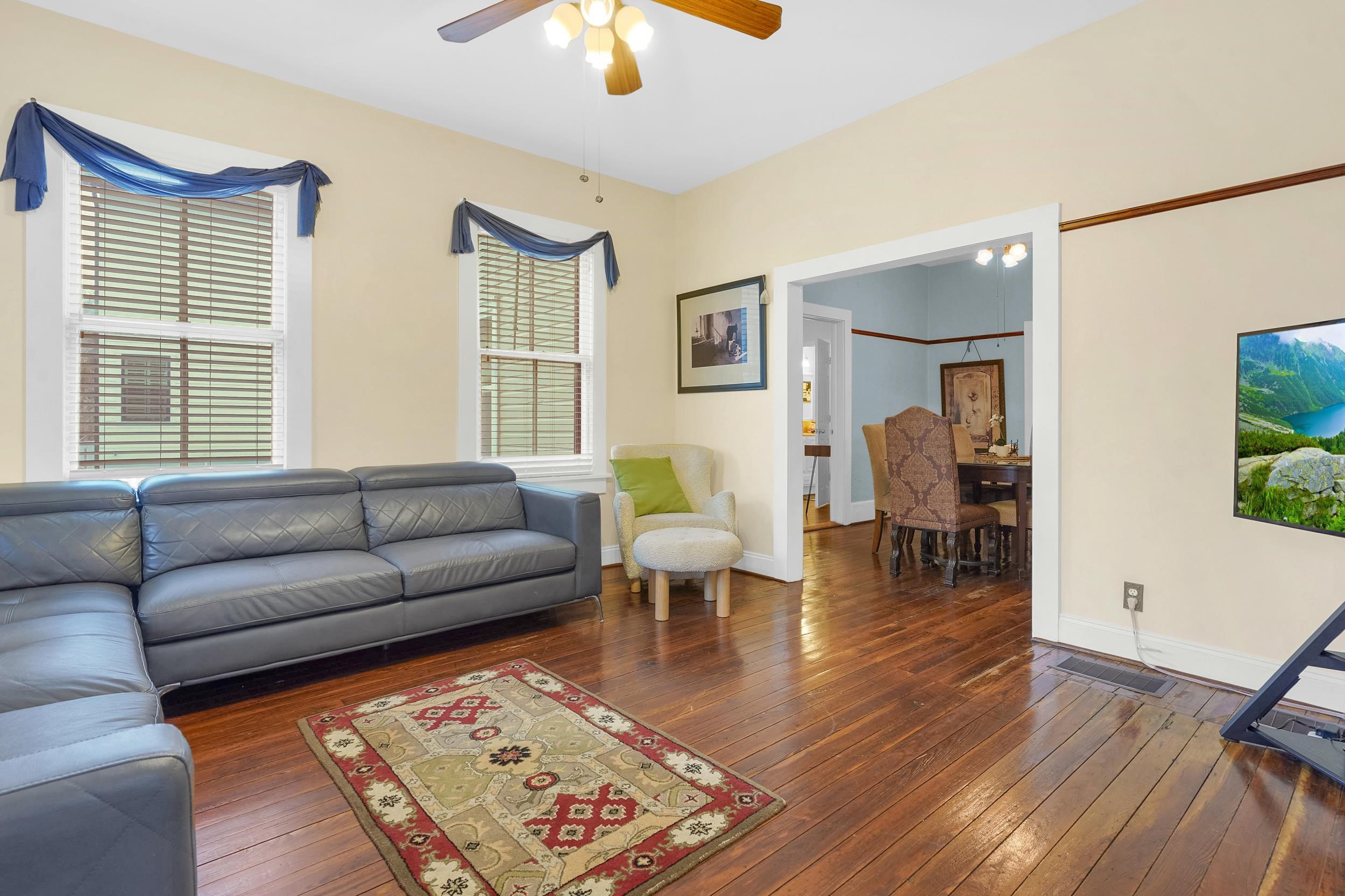 Image 14 of 67 For 31 Sanford Street