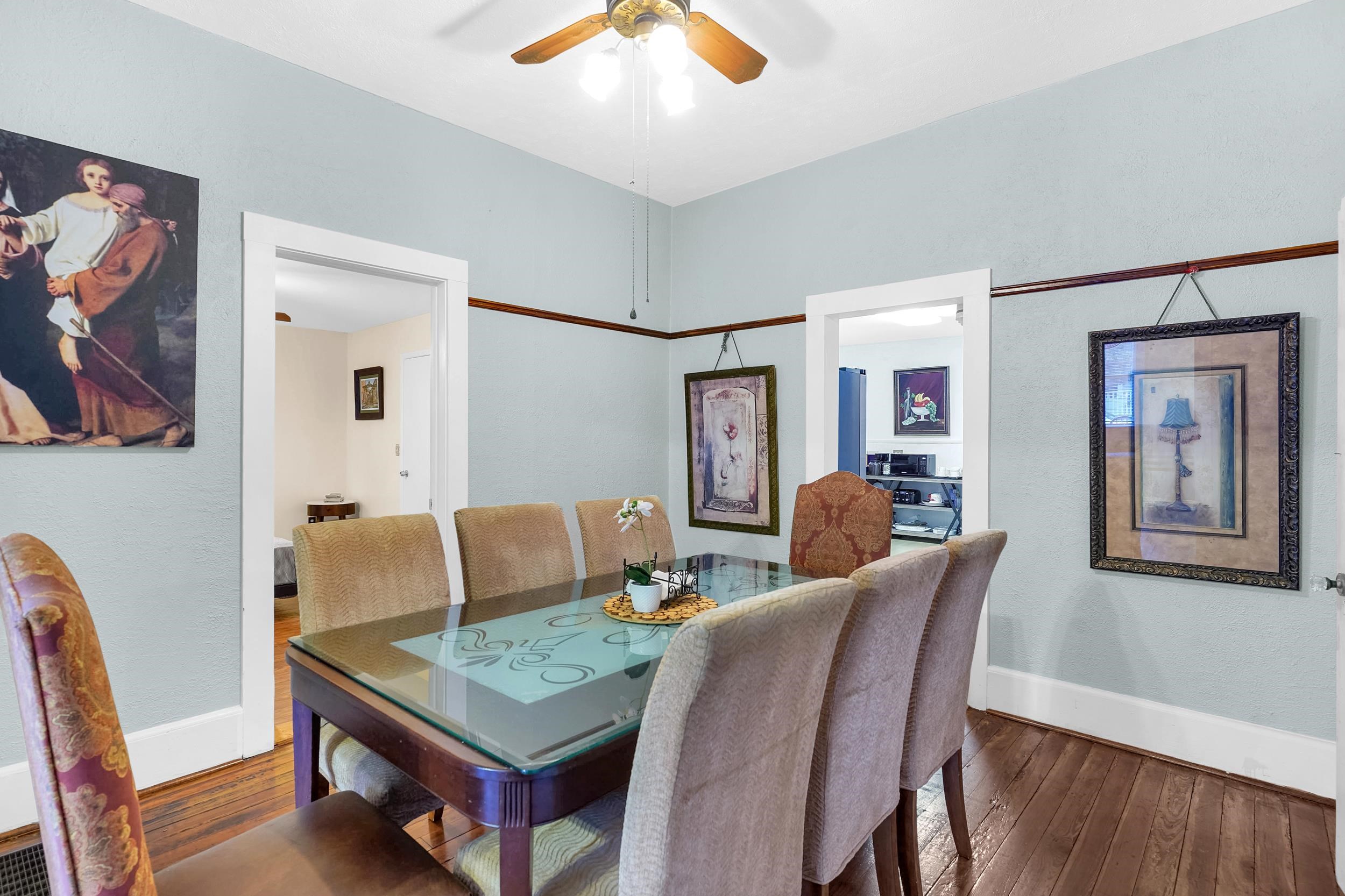 Image 16 of 67 For 31 Sanford Street