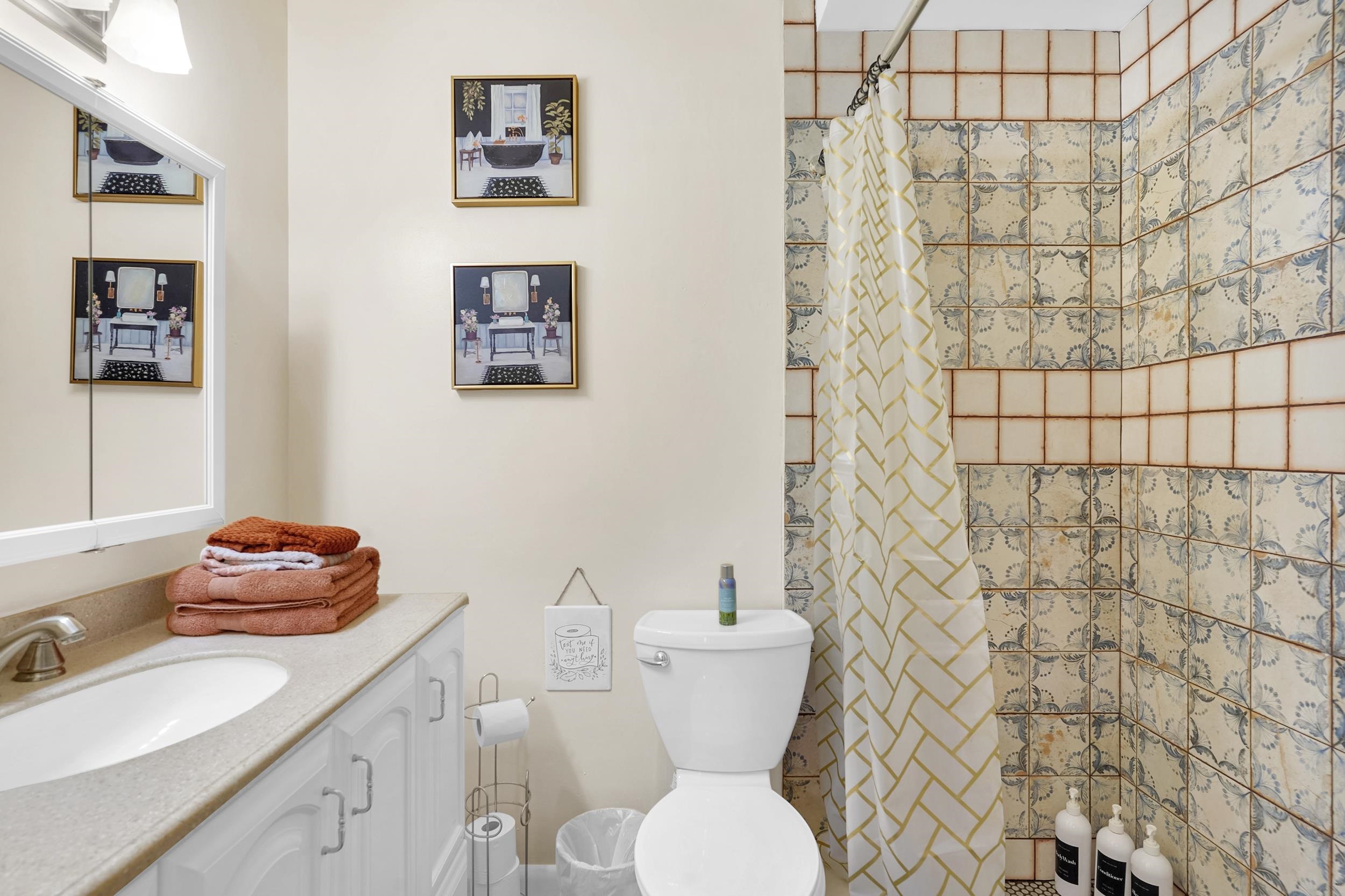 Image 20 of 67 For 31 Sanford Street