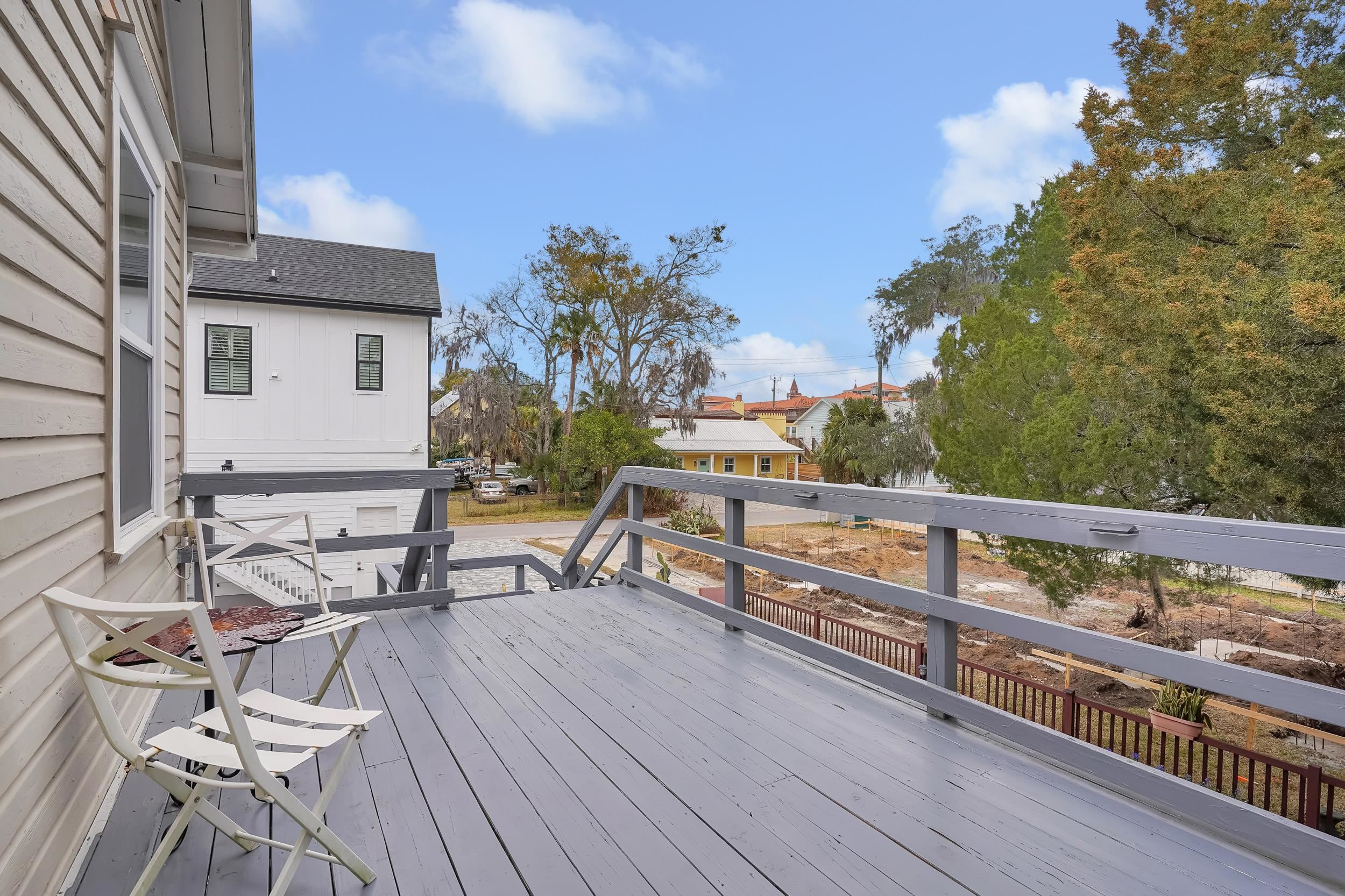 Image 48 of 67 For 31 Sanford Street