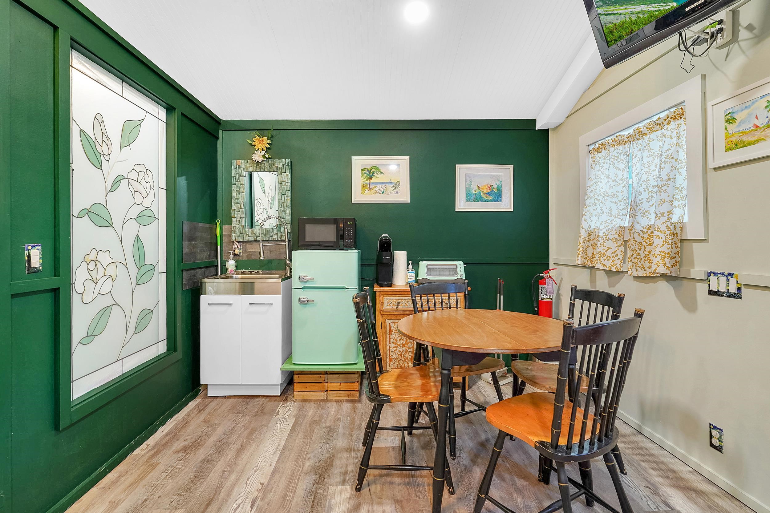 Image 60 of 67 For 31 Sanford Street