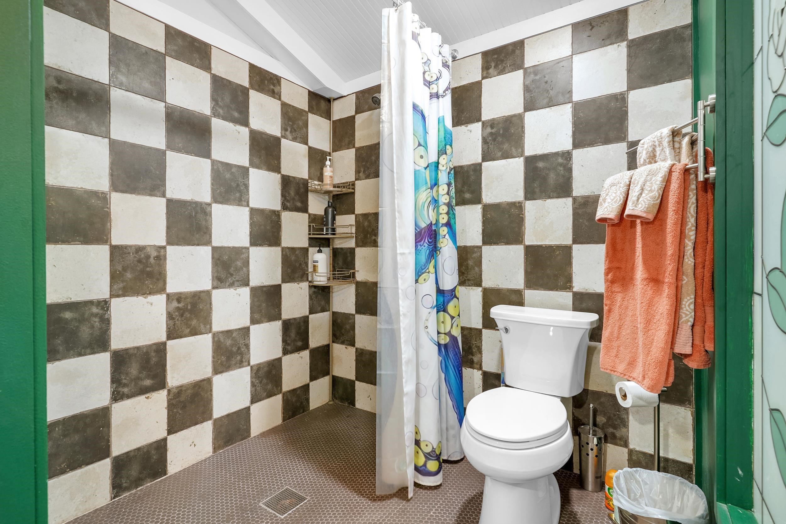 Image 62 of 67 For 31 Sanford Street