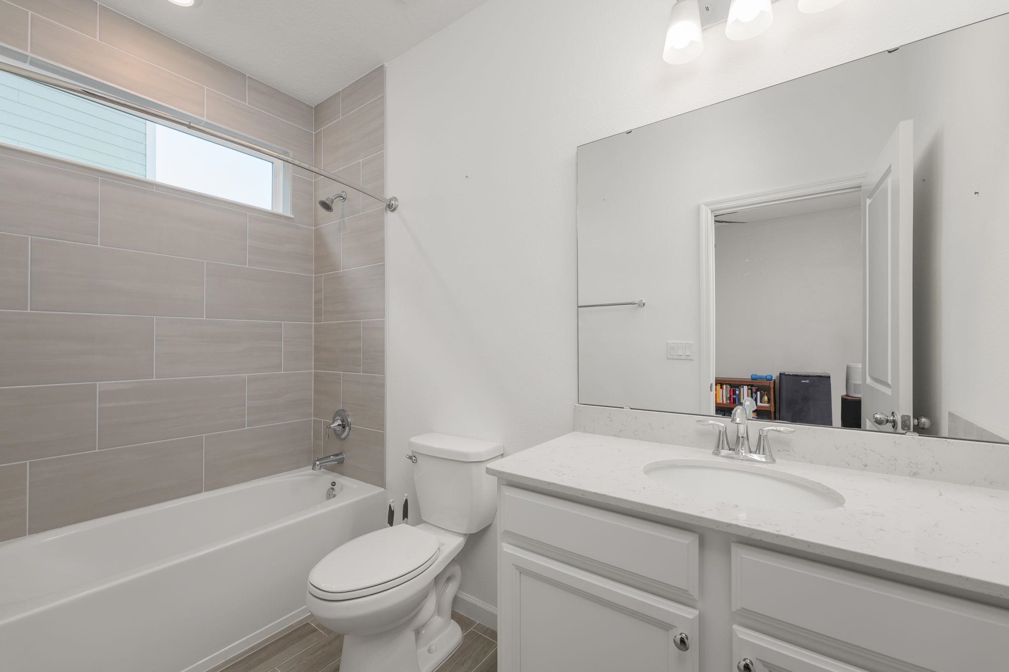 Image 16 of 43 For 28 Seasons Court