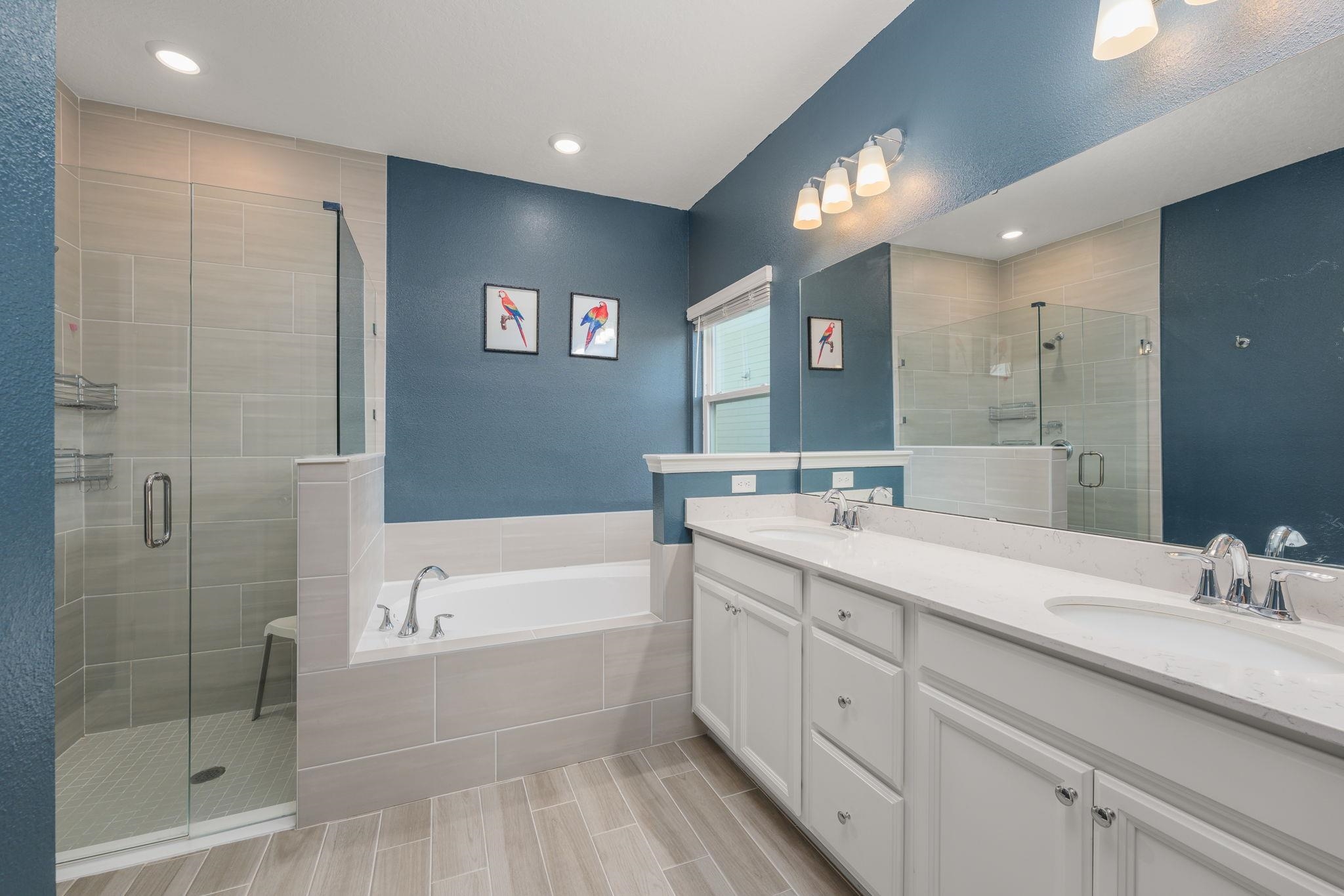 Image 29 of 43 For 28 Seasons Court