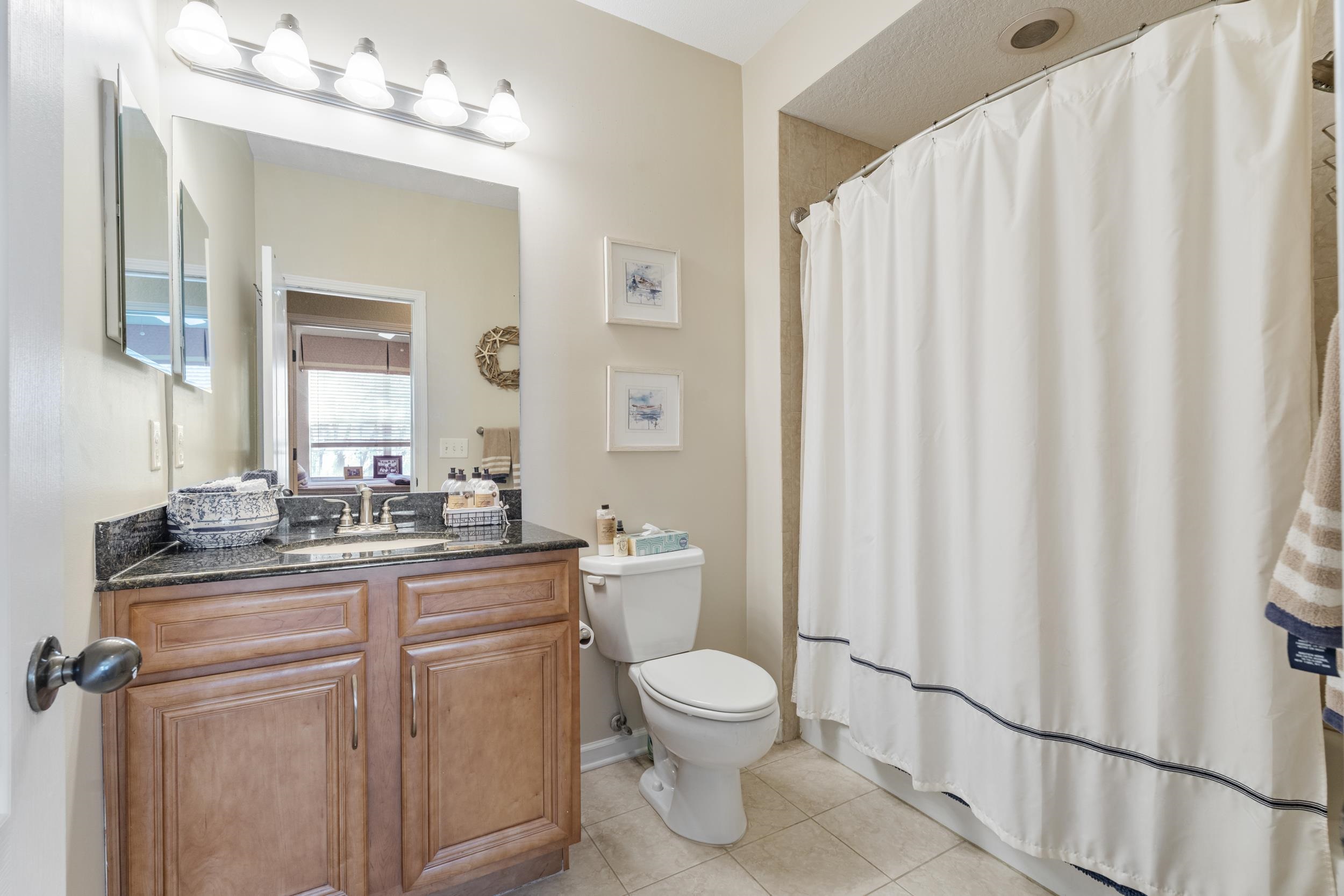 Image 24 of 38 For 110 Magnolia Crossing Pt Unit 1901  1901