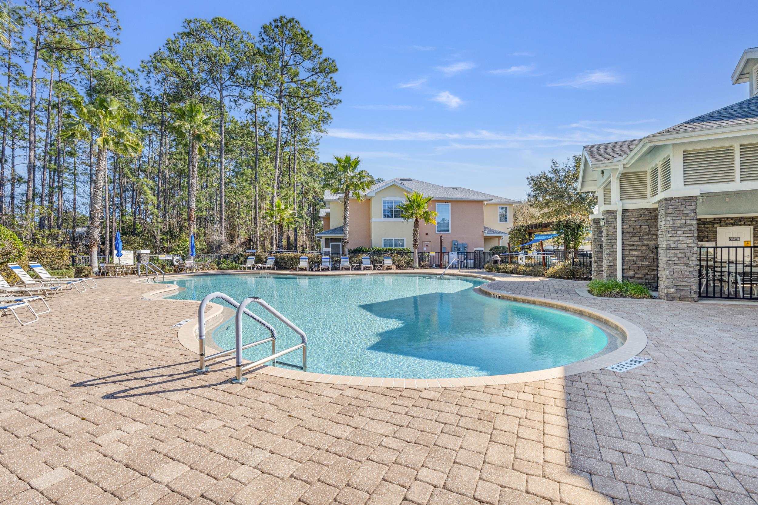 Image 29 of 38 For 110 Magnolia Crossing Pt Unit 1901  1901