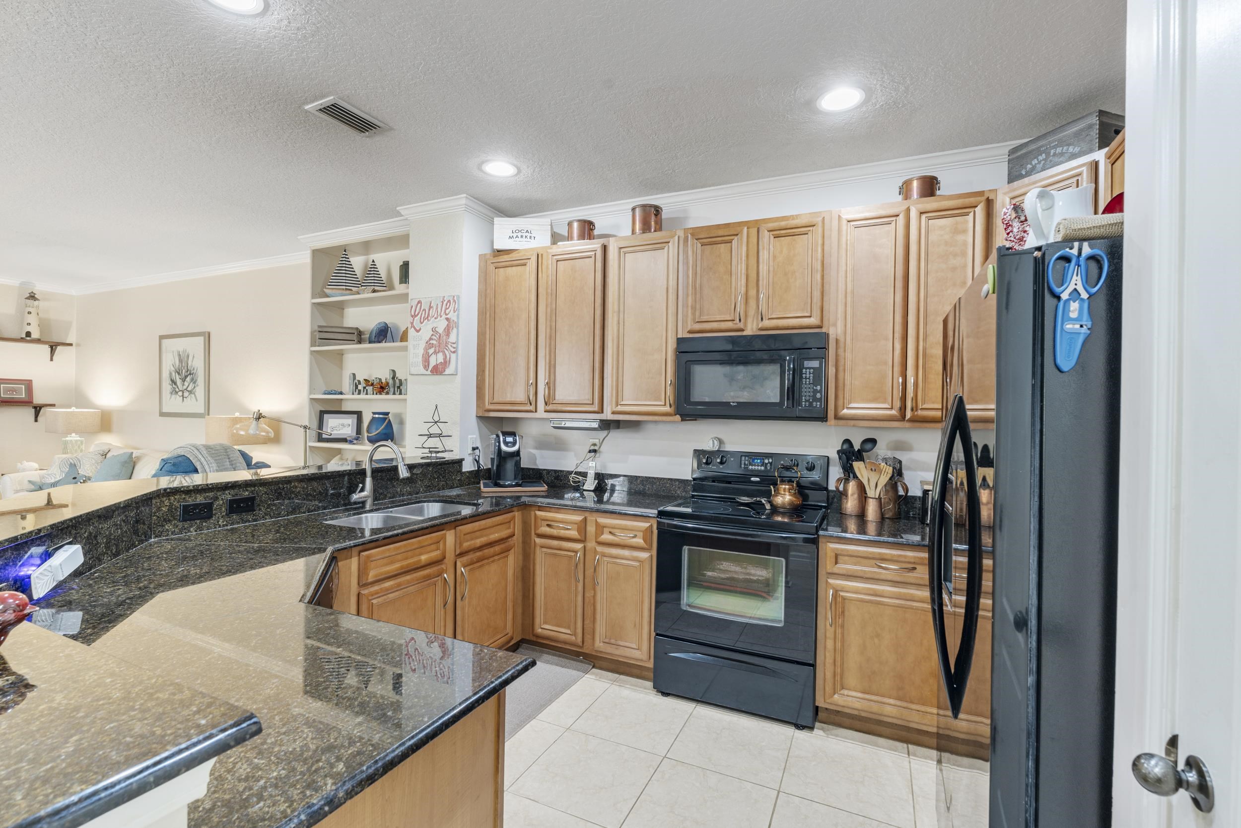 Image 8 of 38 For 110 Magnolia Crossing Pt Unit 1901  1901