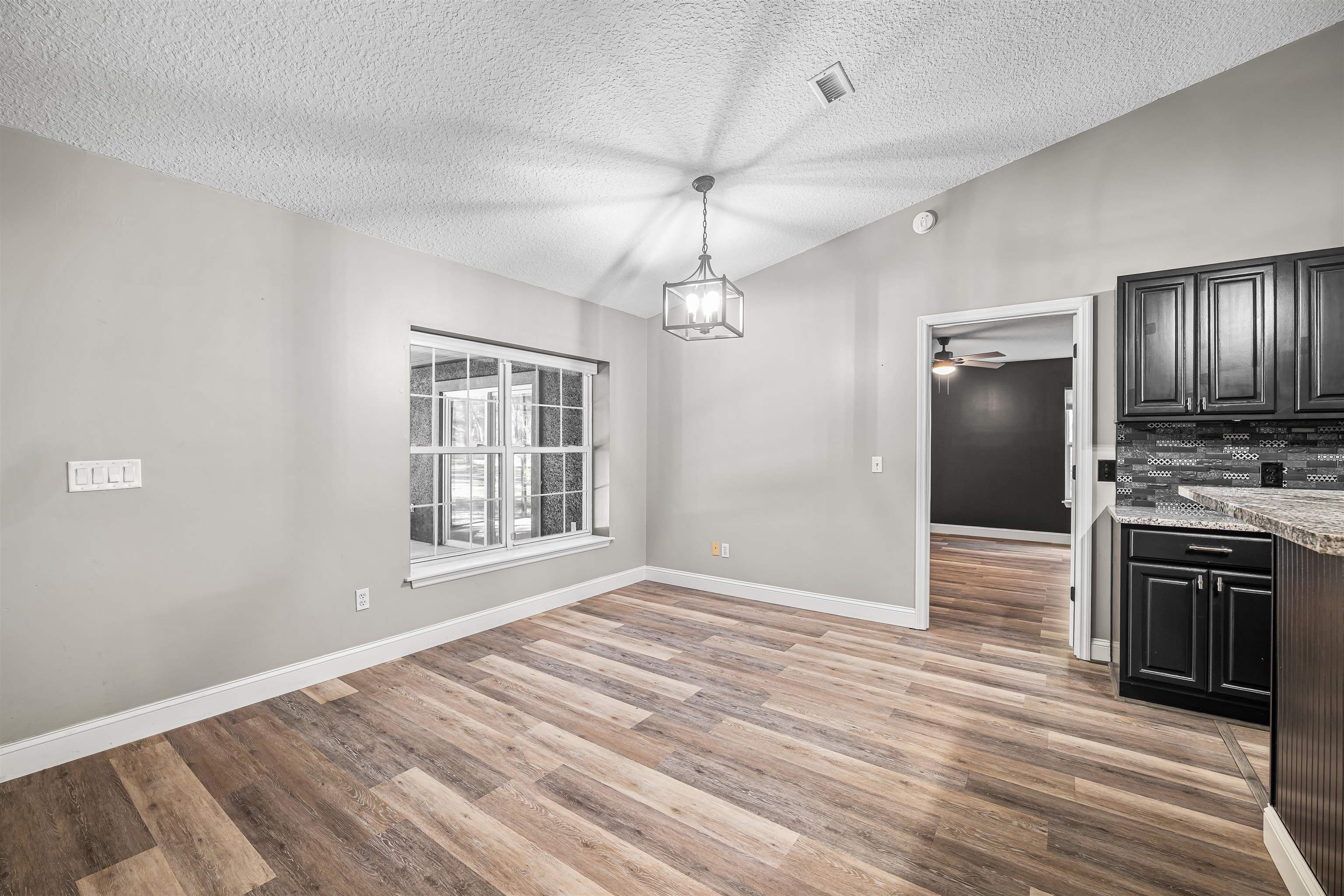 Image 29 of 68 For 2950 Kings Rd