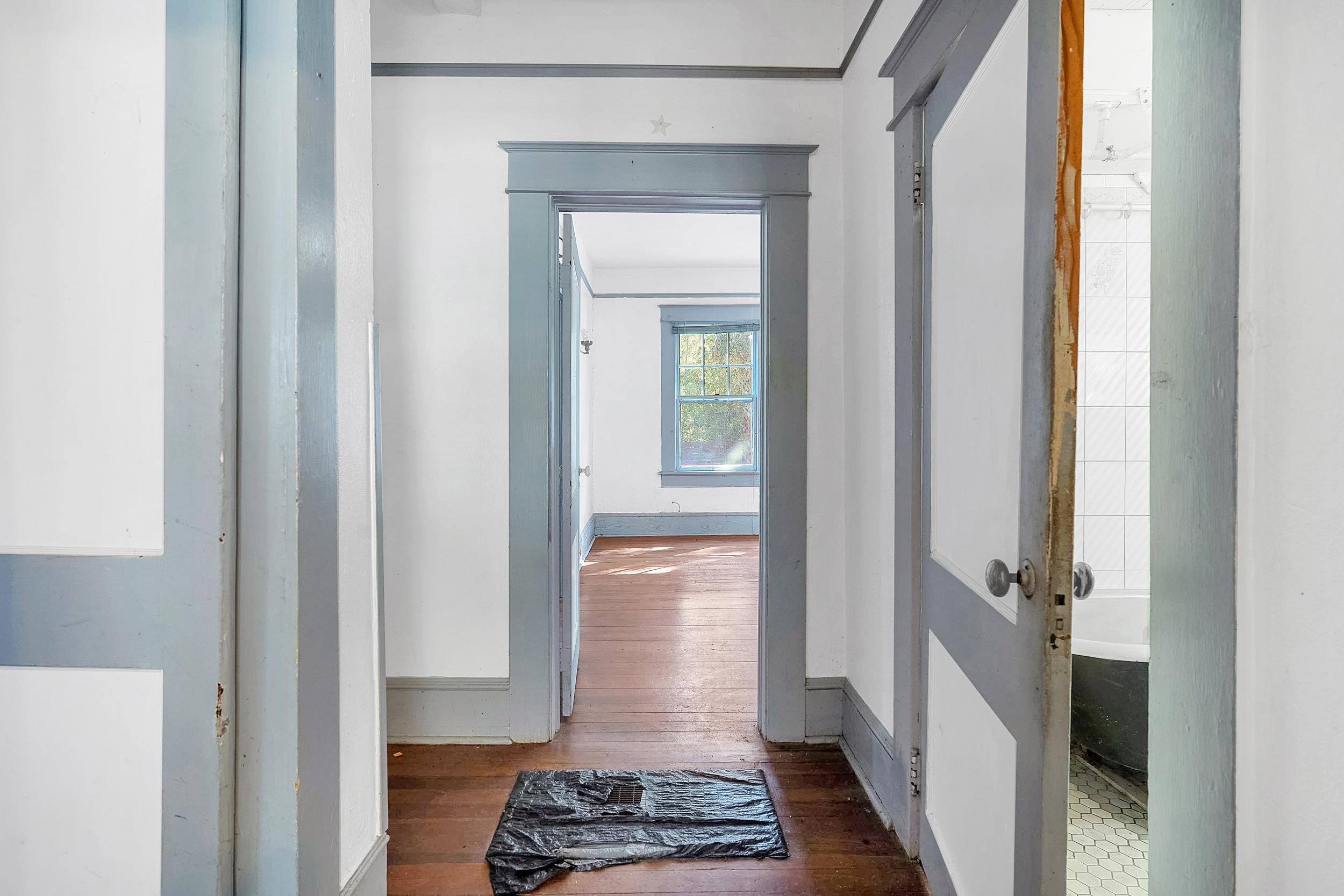 Image 13 of 41 For 134 Washington St