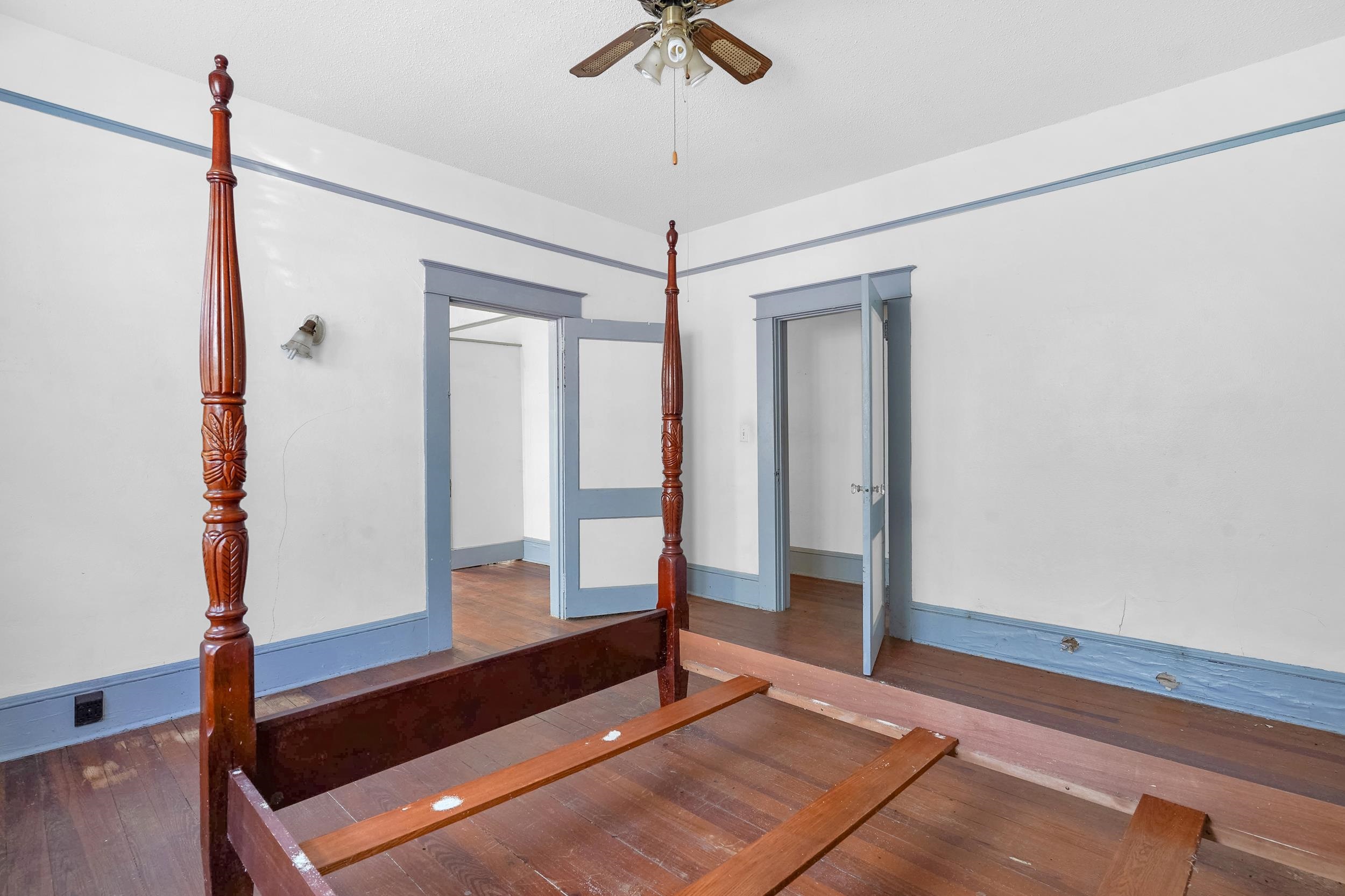 Image 15 of 41 For 134 Washington St