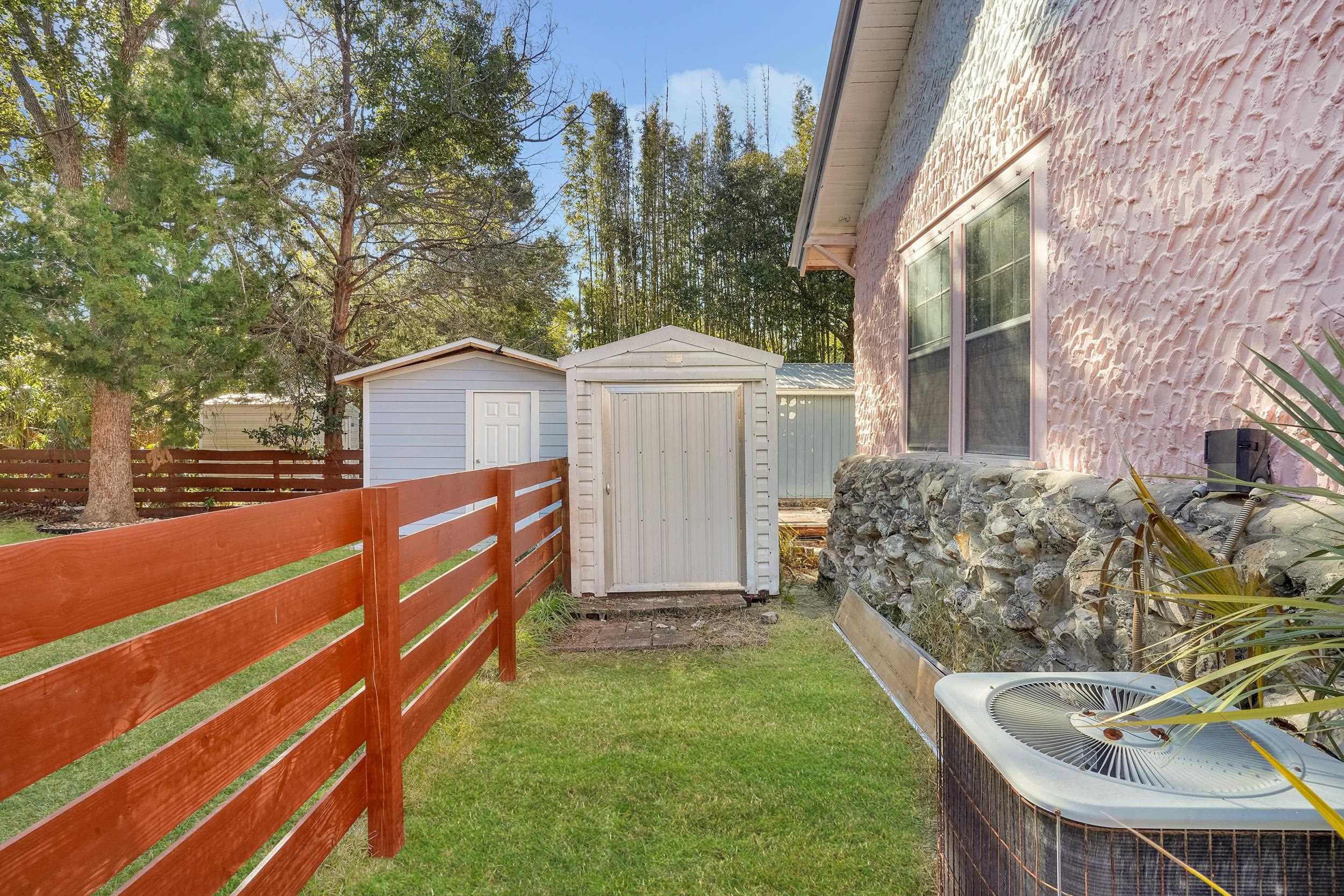 Image 37 of 41 For 134 Washington St