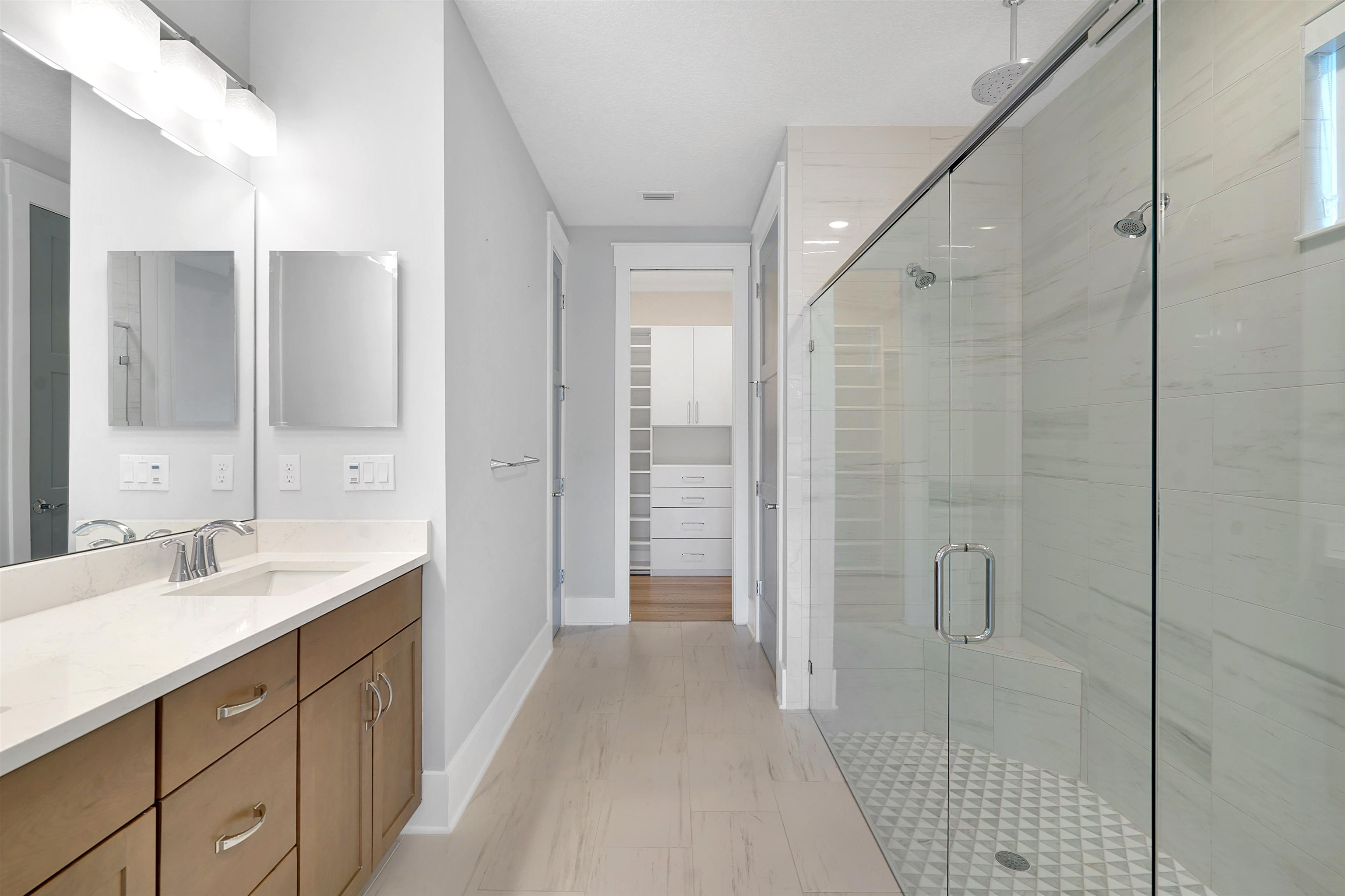 Image 20 of 57 For 46 Settlers Landing Dr