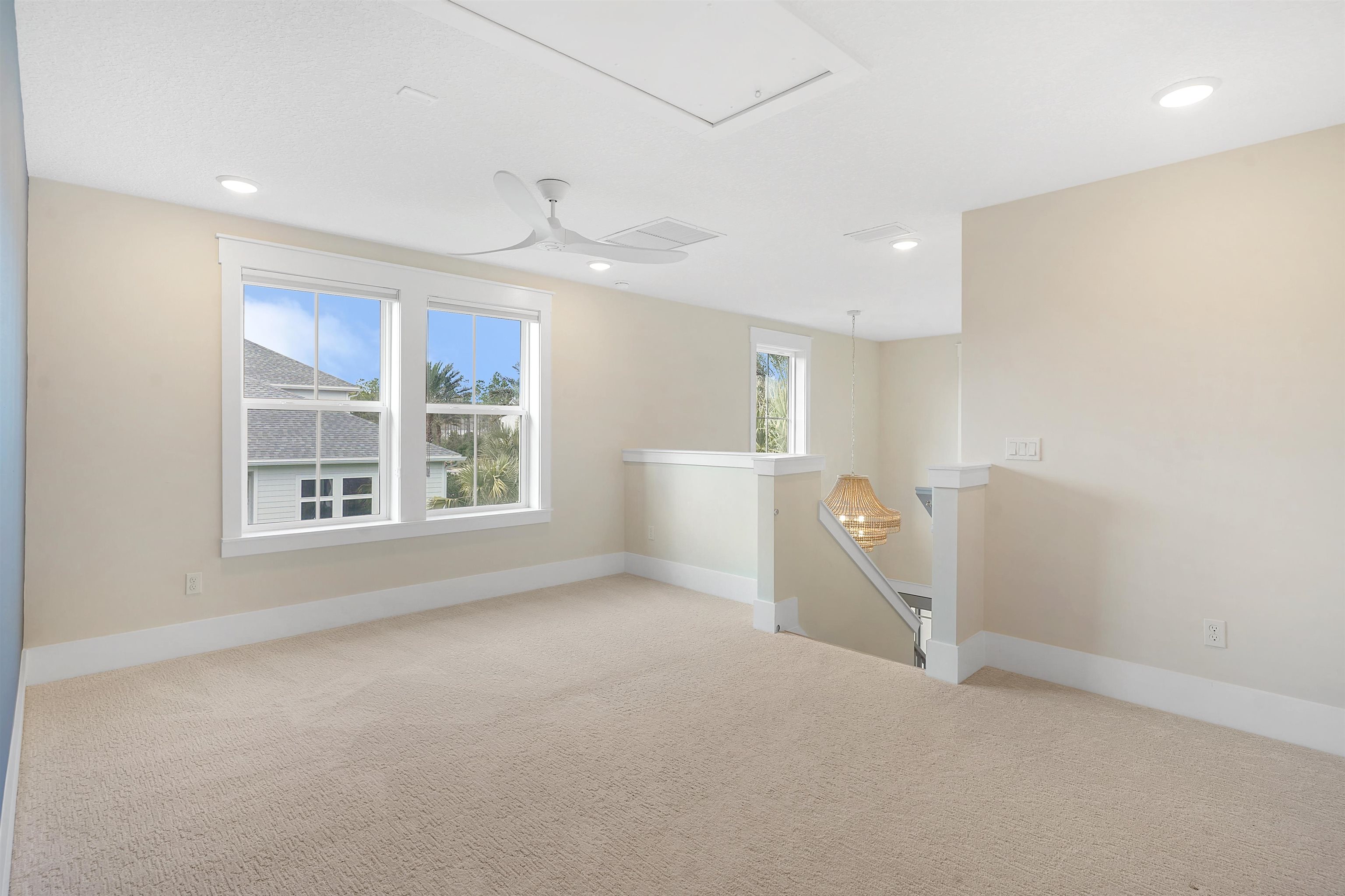 Image 24 of 57 For 46 Settlers Landing Dr