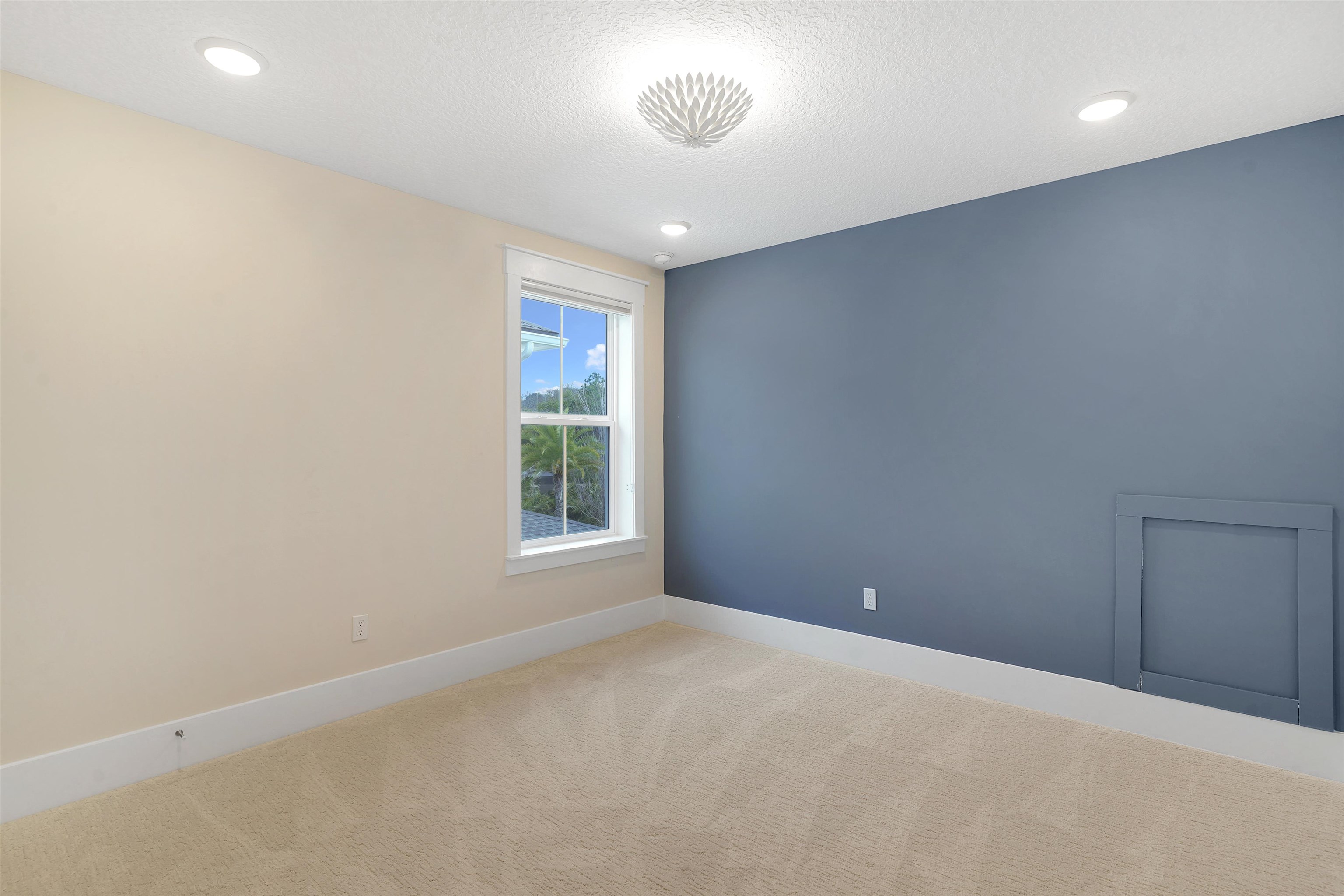 Image 30 of 57 For 46 Settlers Landing Dr