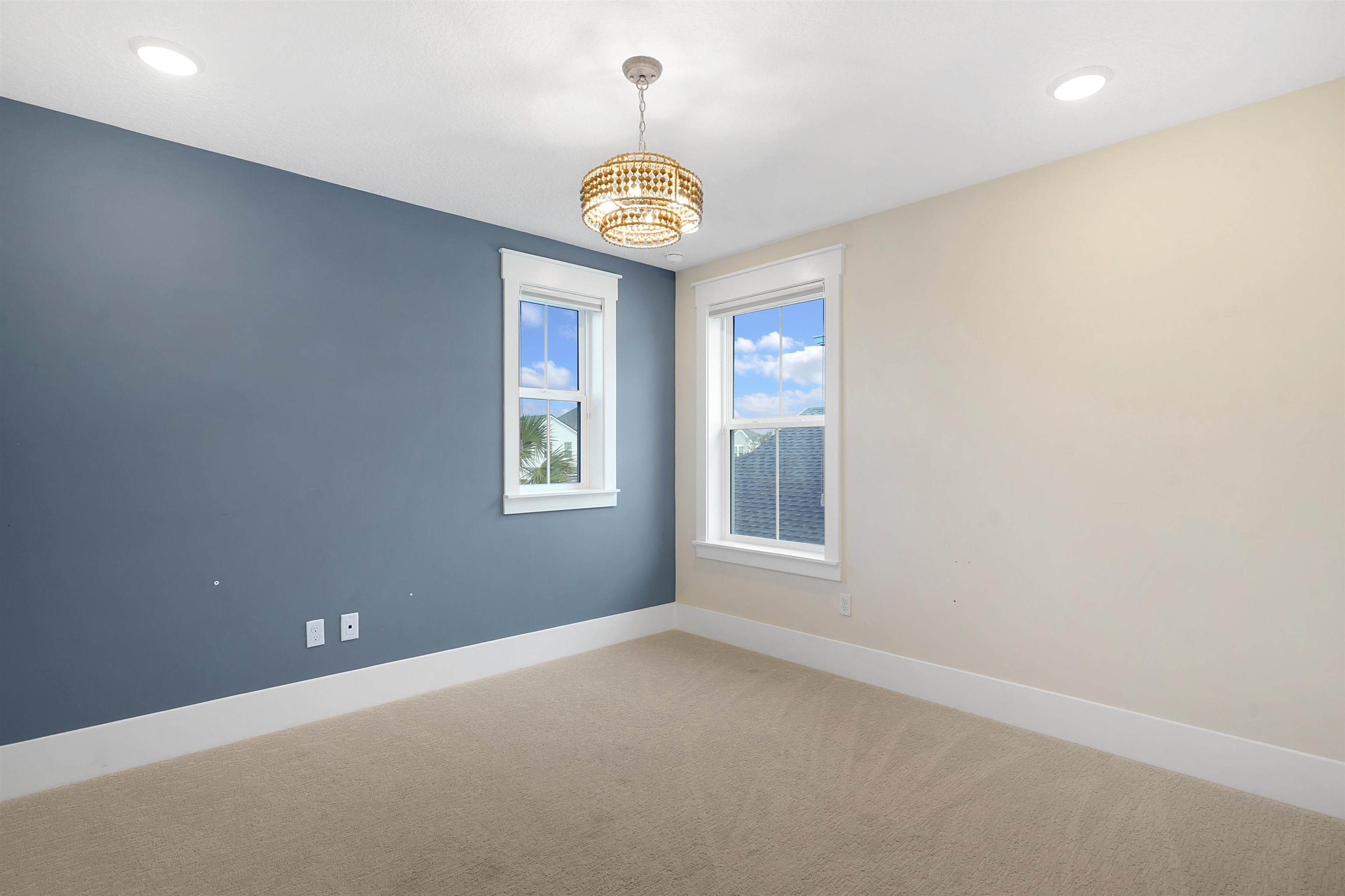 Image 32 of 57 For 46 Settlers Landing Dr