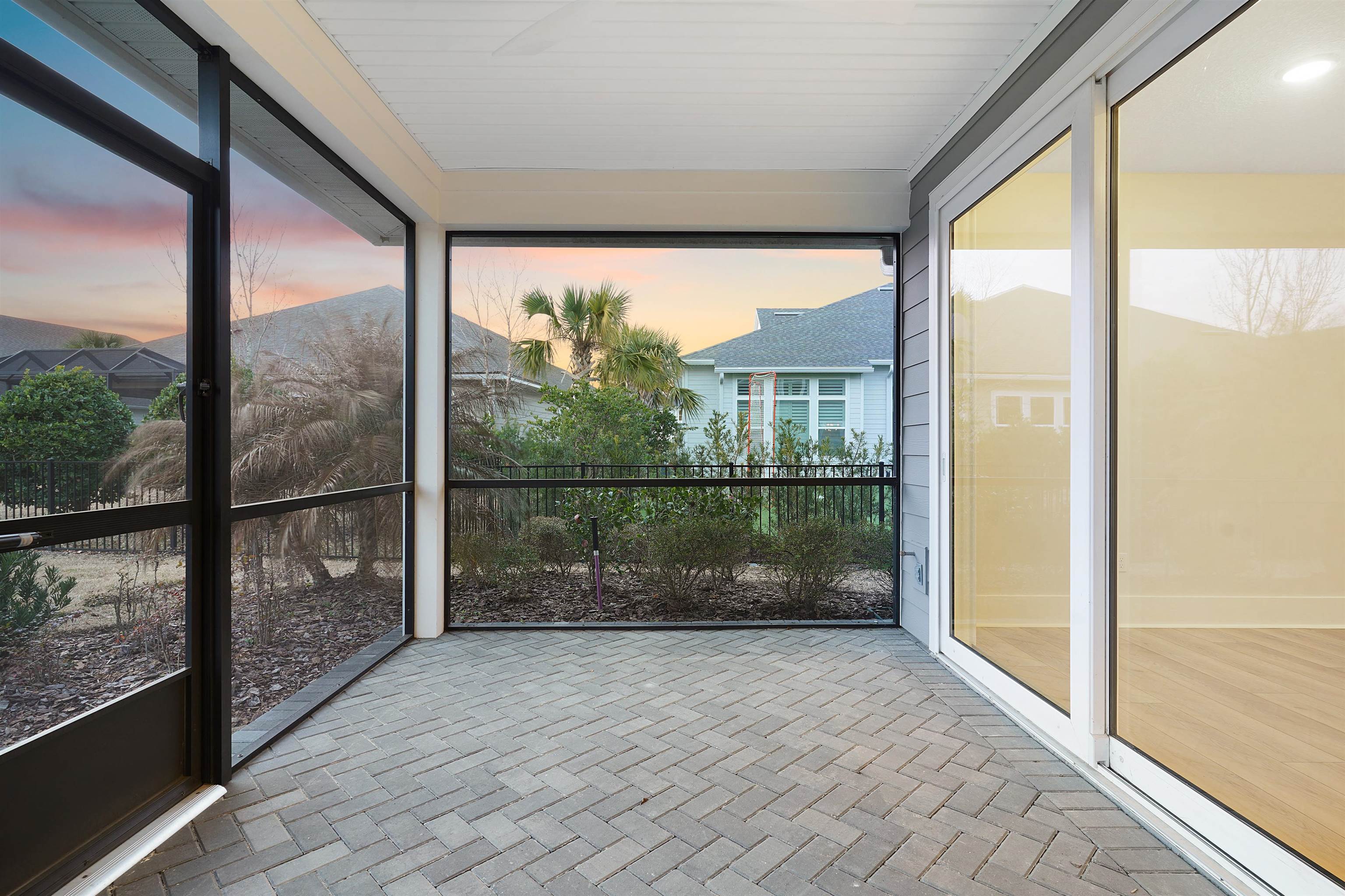 Image 35 of 57 For 46 Settlers Landing Dr