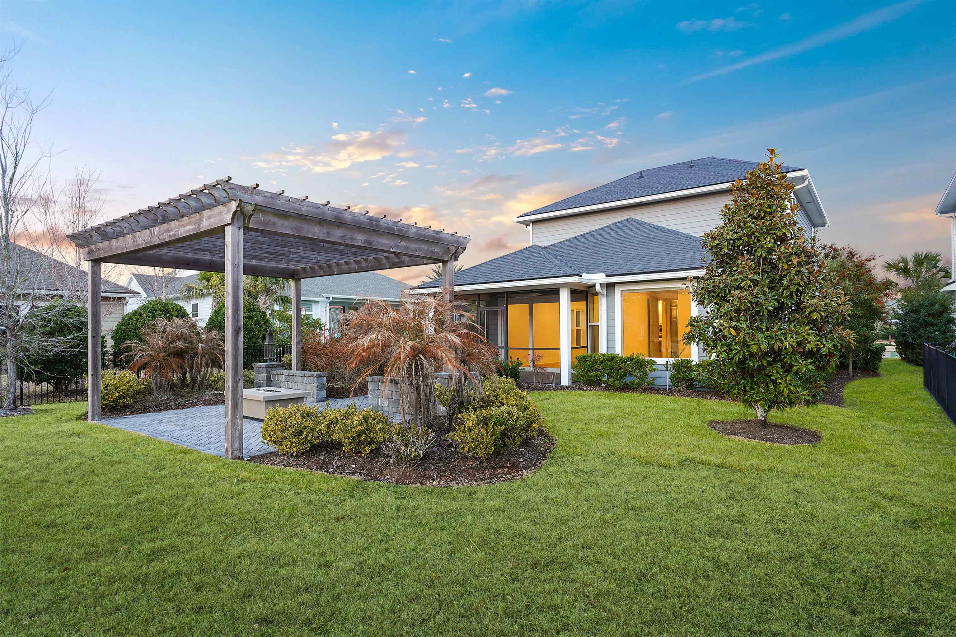 Image 39 of 57 For 46 Settlers Landing Dr