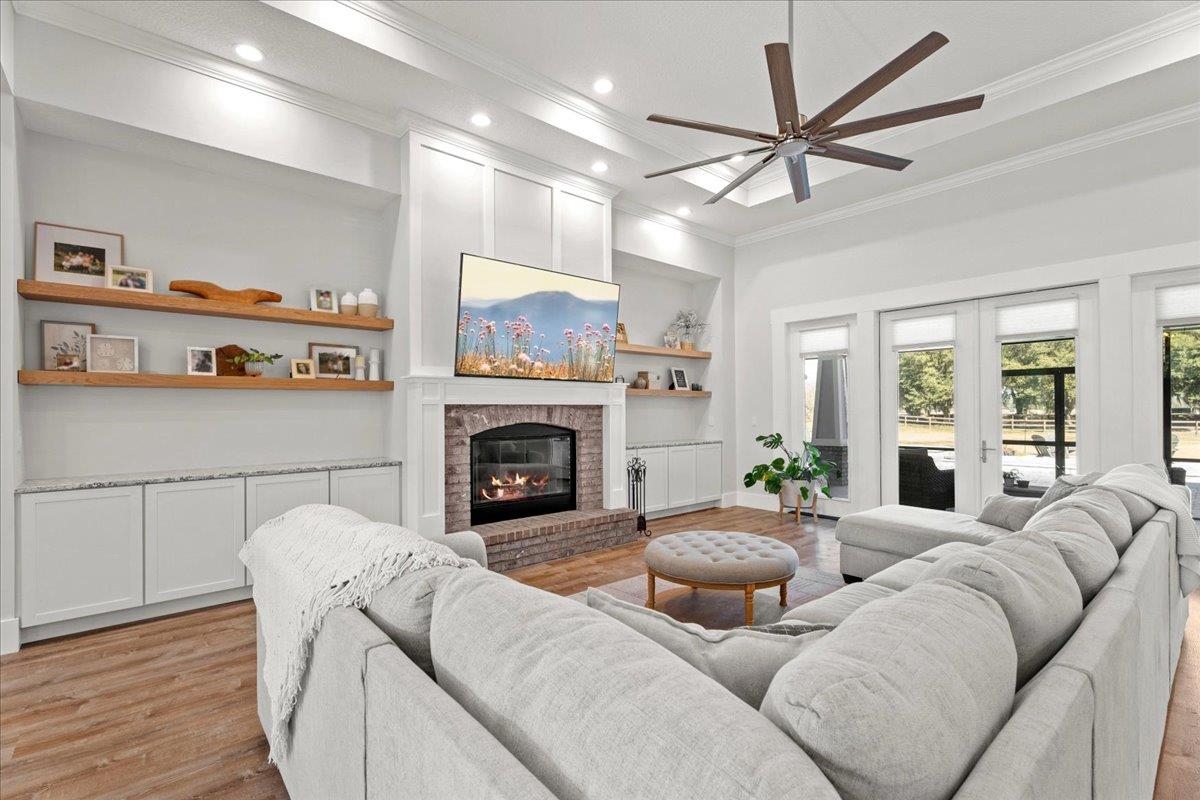 Image 12 of 92 For 47 Cannondale Ln