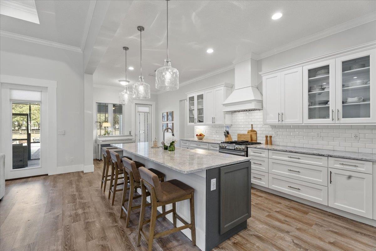 Image 17 of 92 For 47 Cannondale Ln